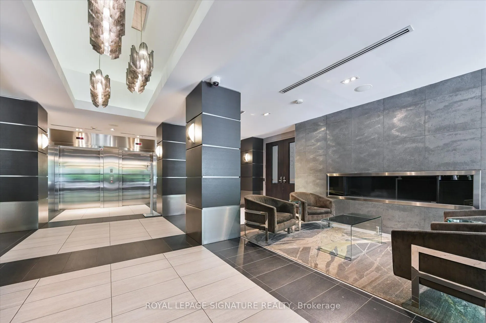 399 Adelaide Street W #420