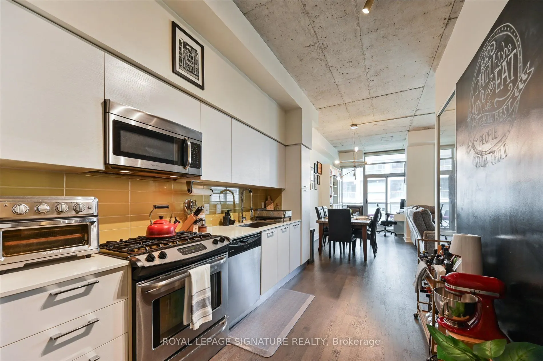 399 Adelaide Street W #420