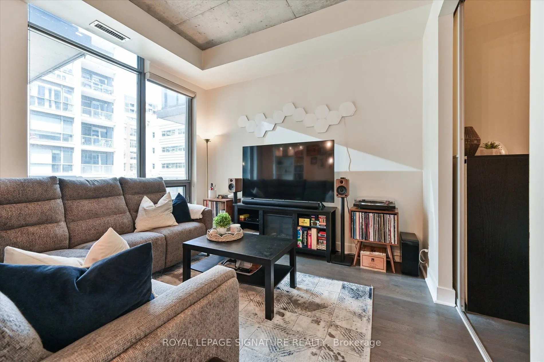 399 Adelaide Street W #420
