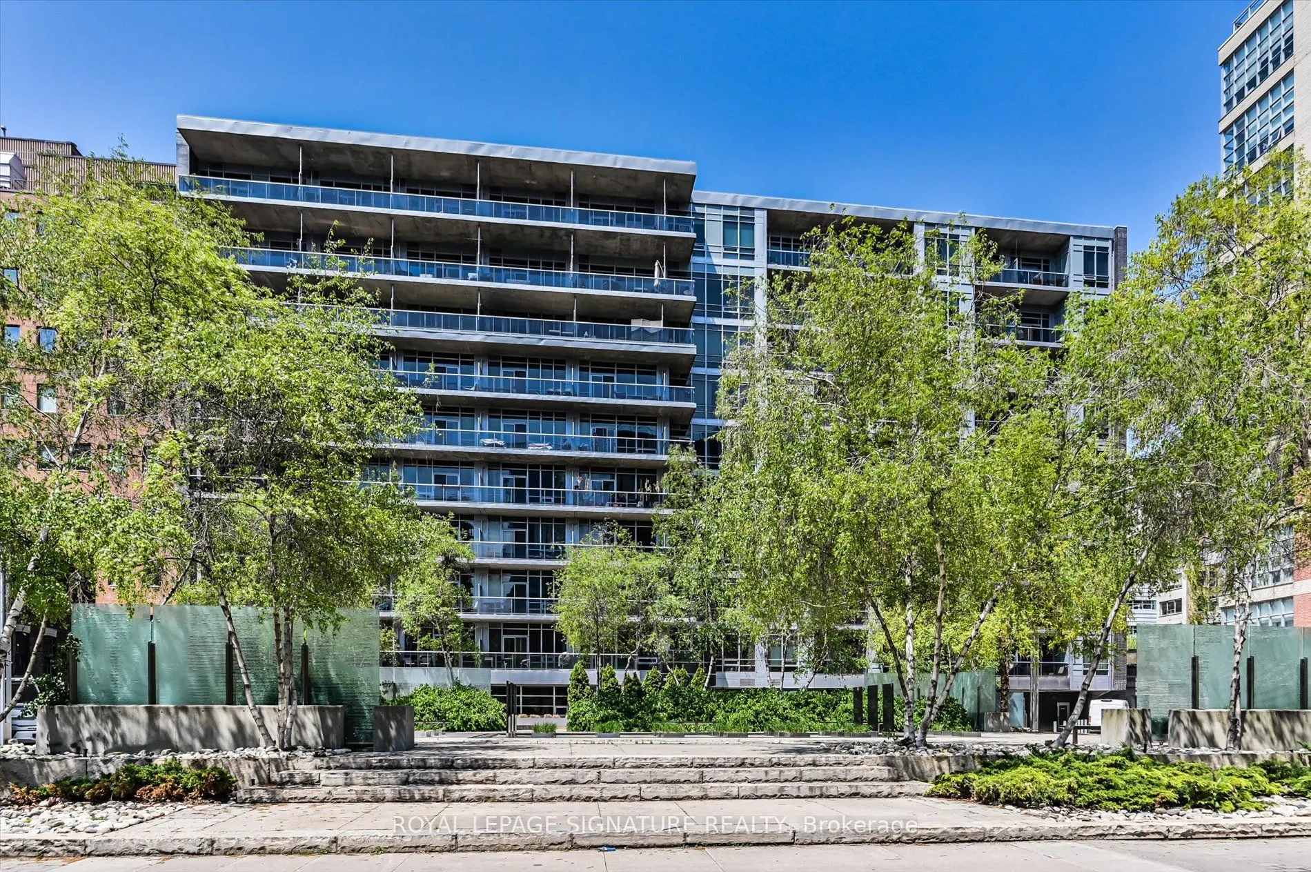 399 Adelaide Street W #420