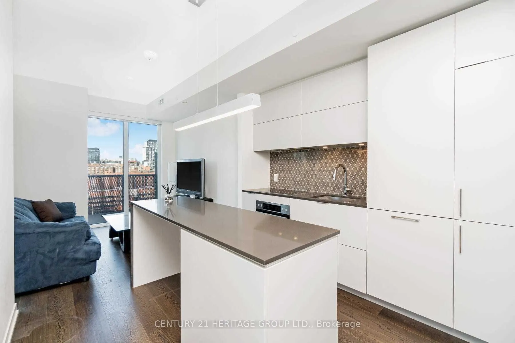 20 Richardson Street #717