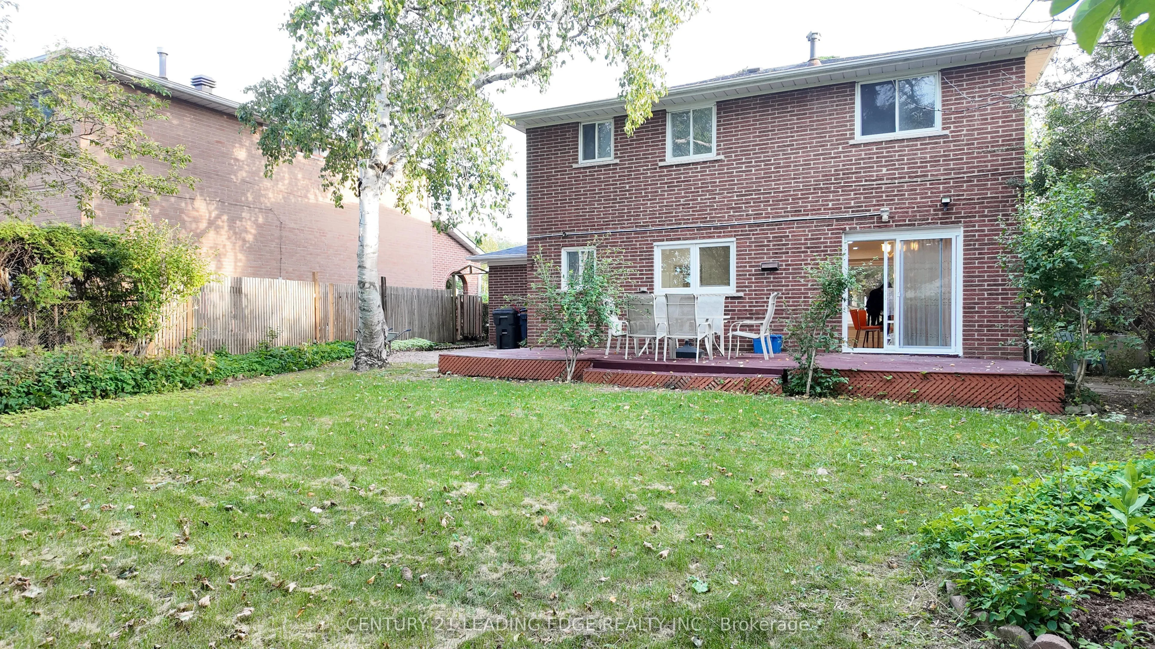 39 Waddington Crescent