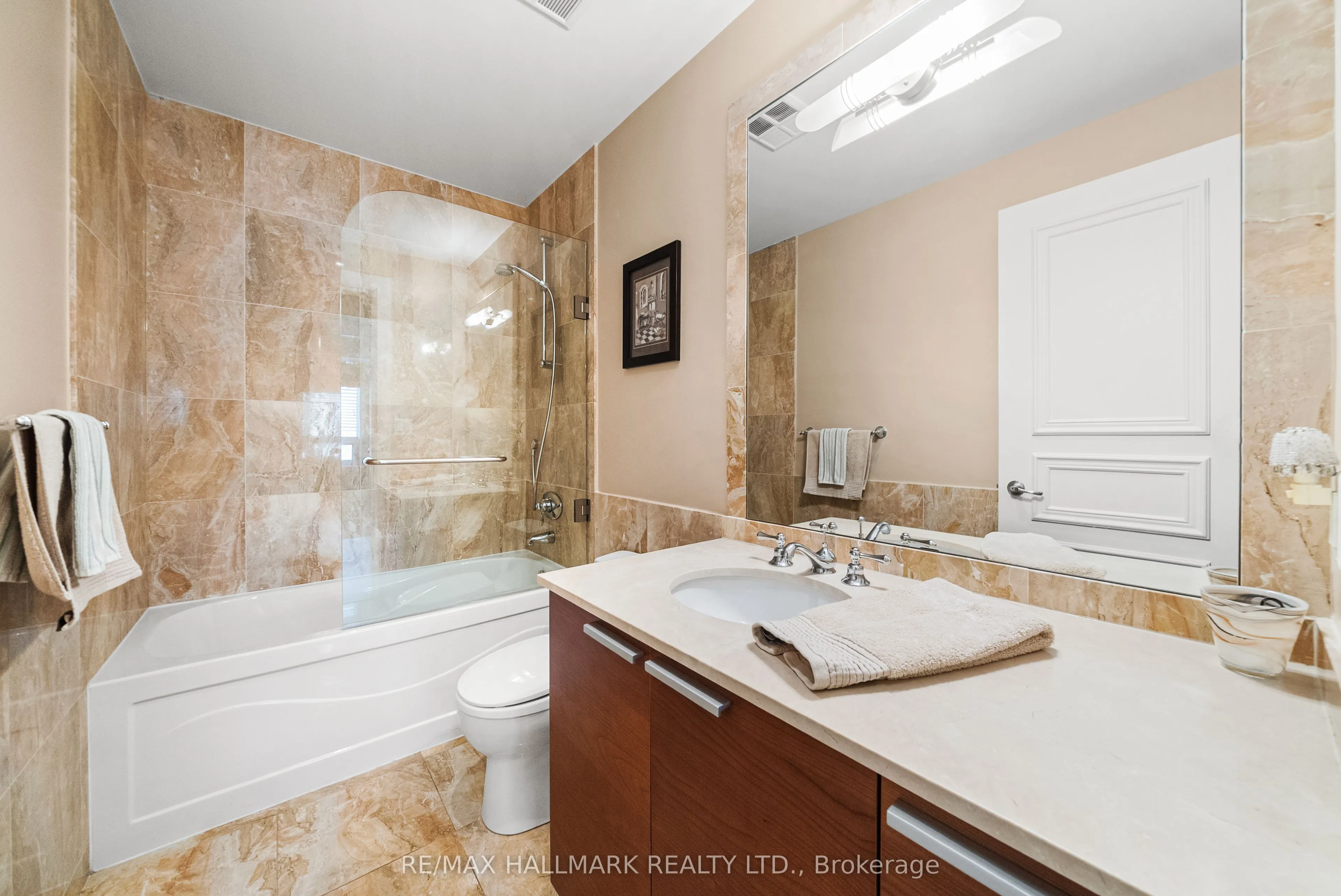 662 Sheppard Avenue E #807C