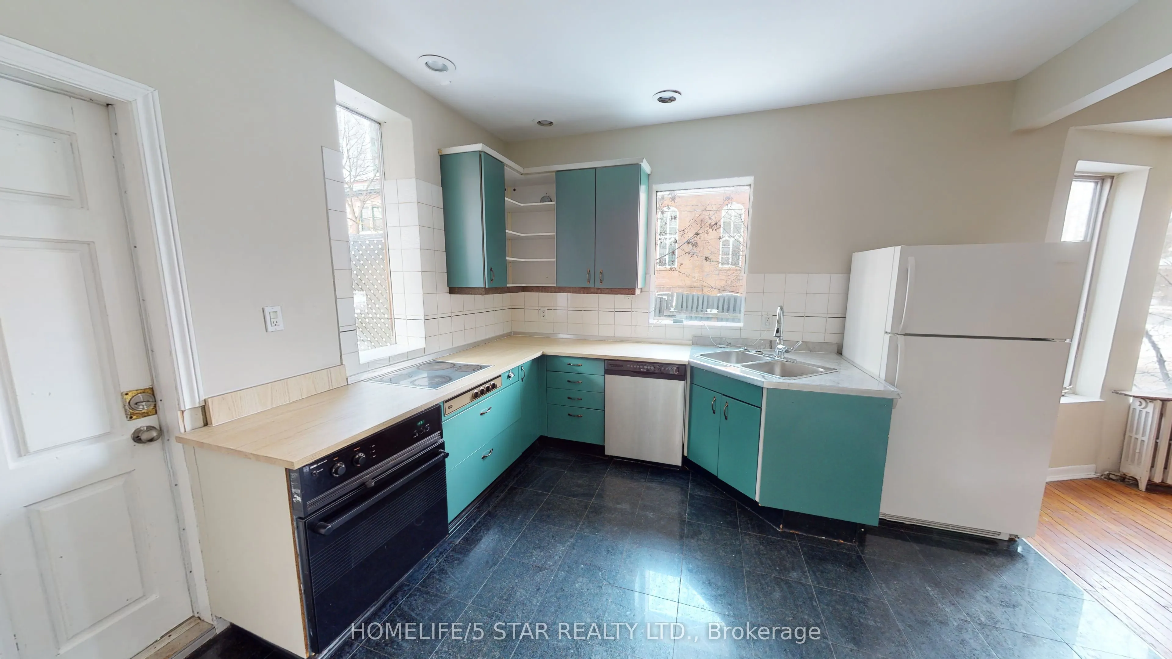 642 Dovercourt Road #Apt 1