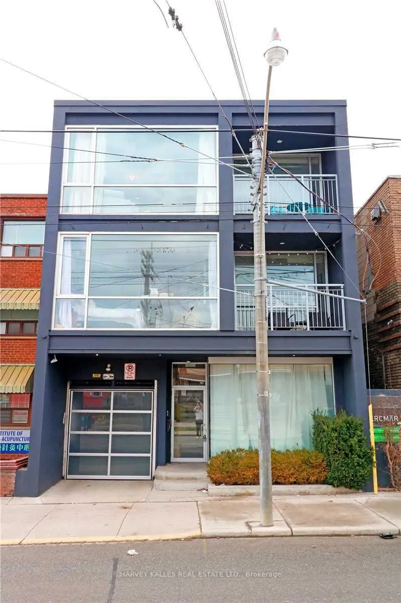 214 Bathurst Street #PH3A