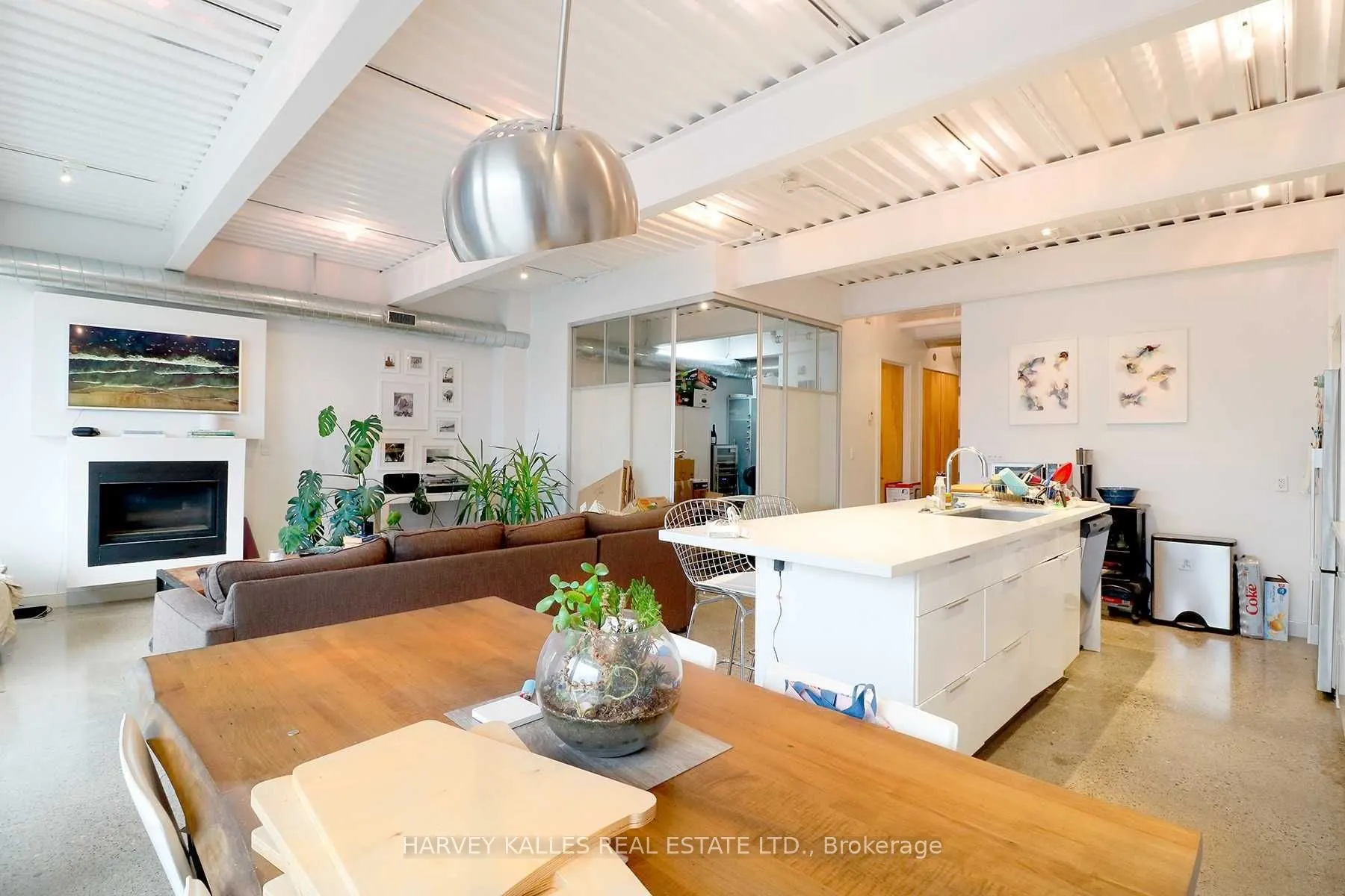 214 Bathurst Street #PH3A