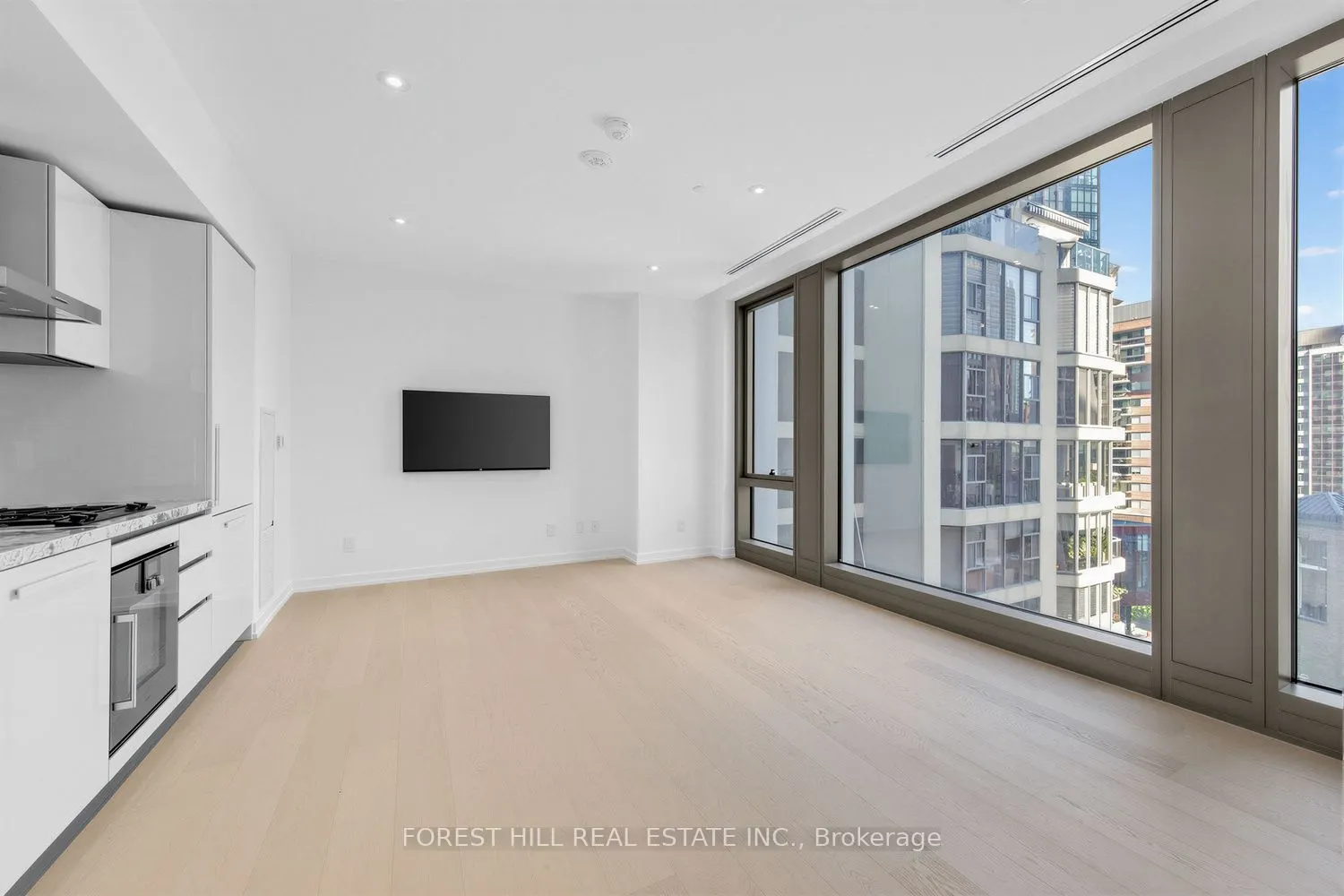 1315 Bay Street #701