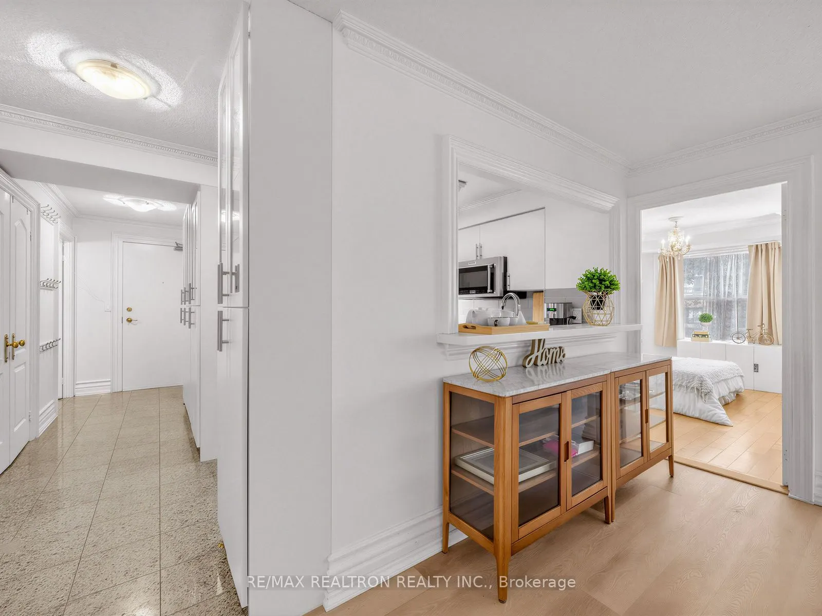 800 Spadina Road #302