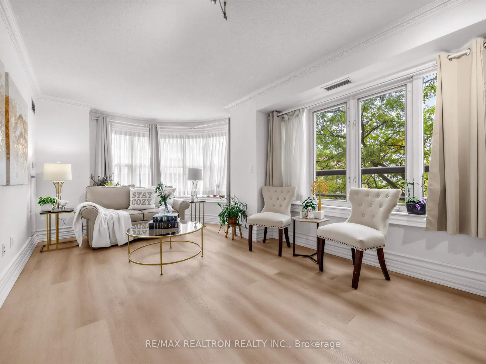 800 Spadina Road #302