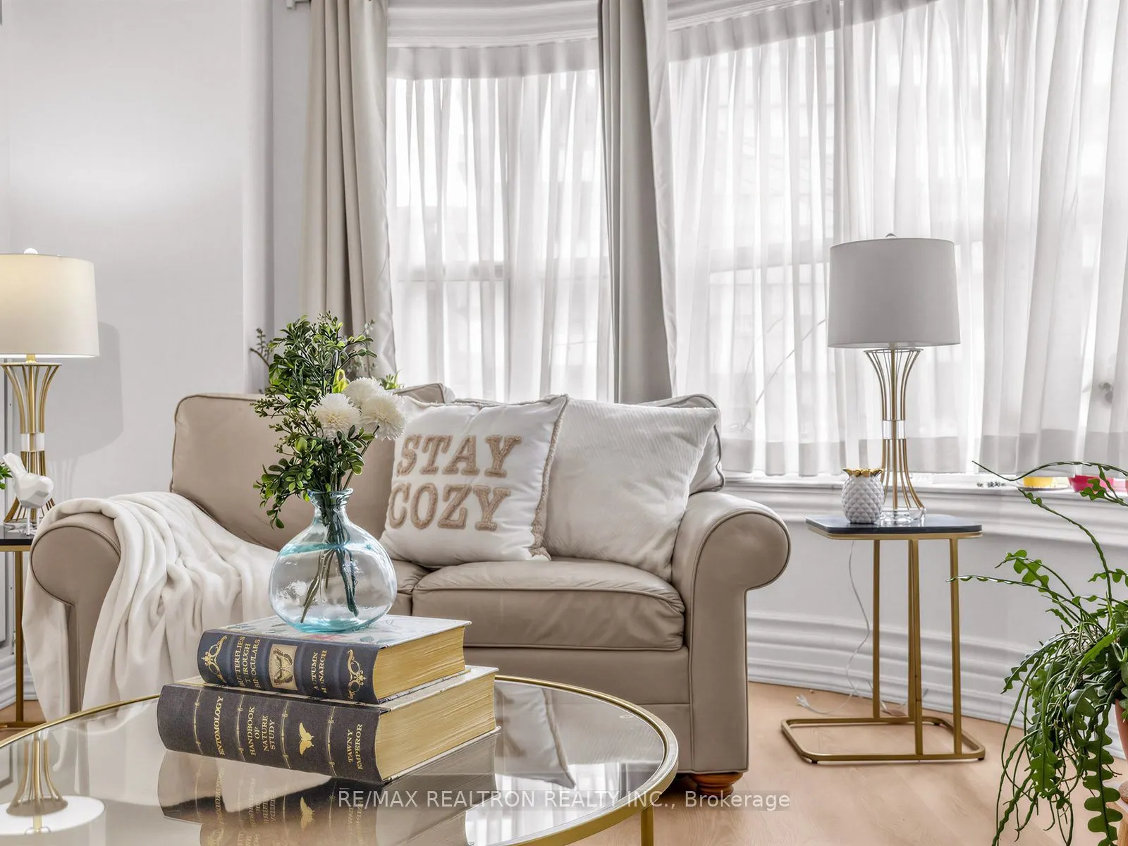 800 Spadina Road #302