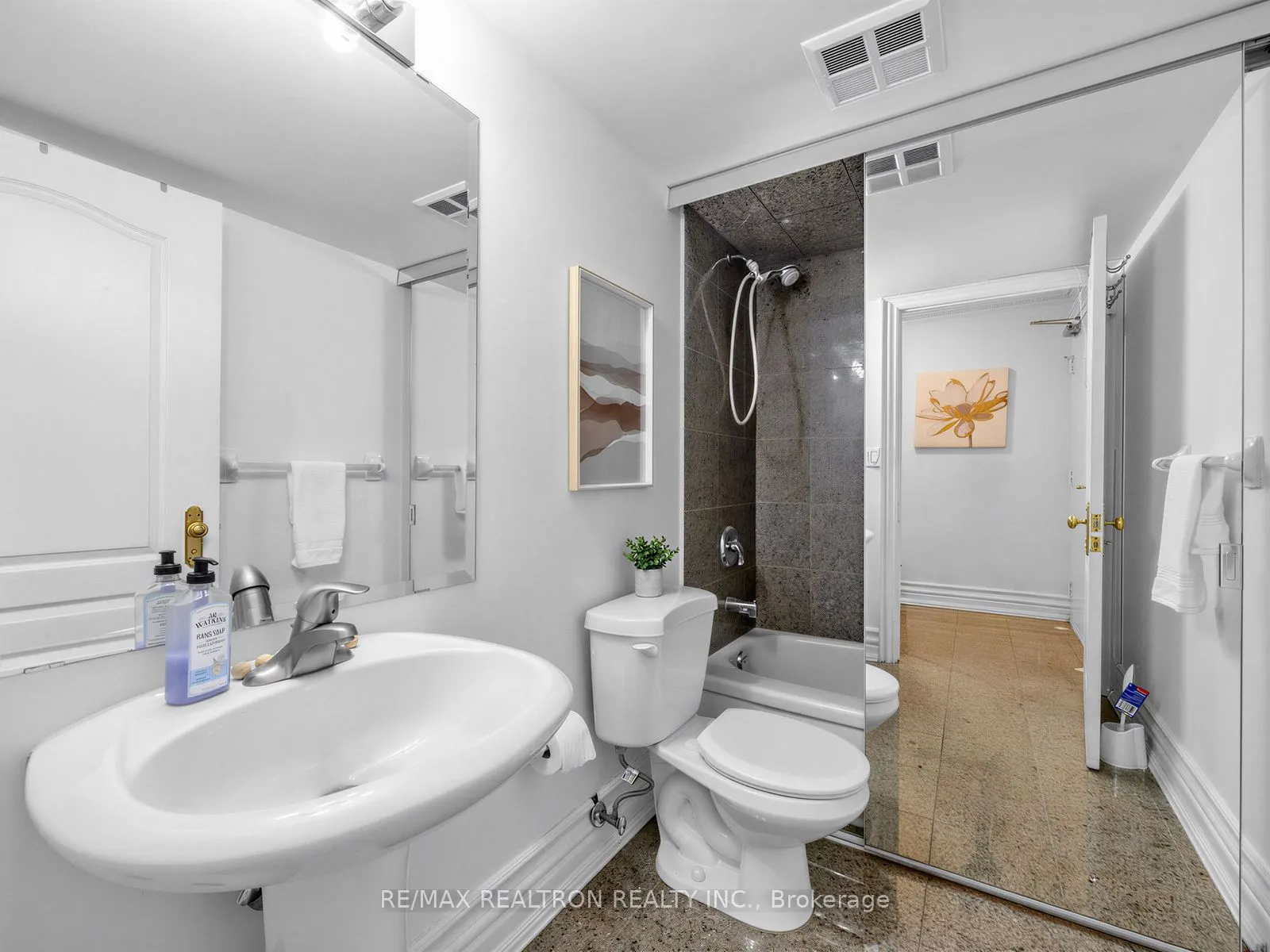 800 Spadina Road #302
