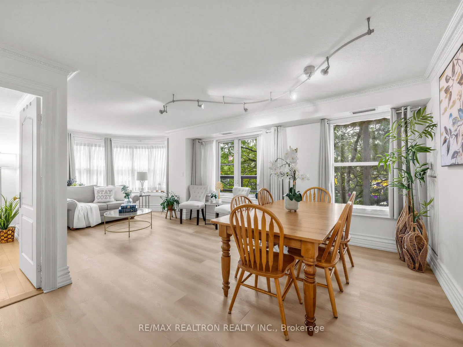 800 Spadina Road #302