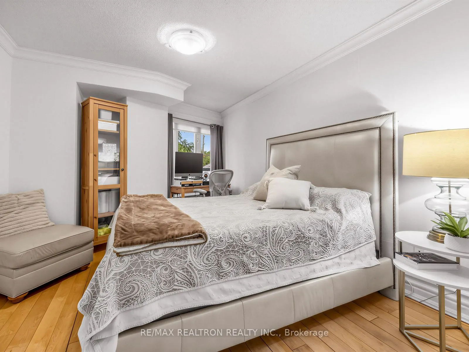 800 Spadina Road #302