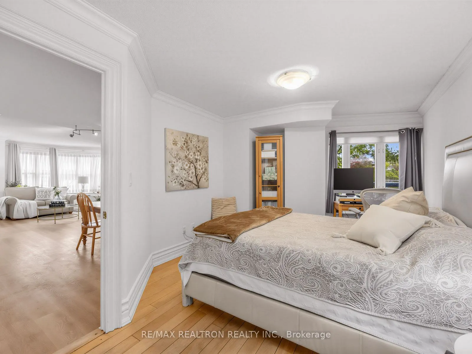 800 Spadina Road #302