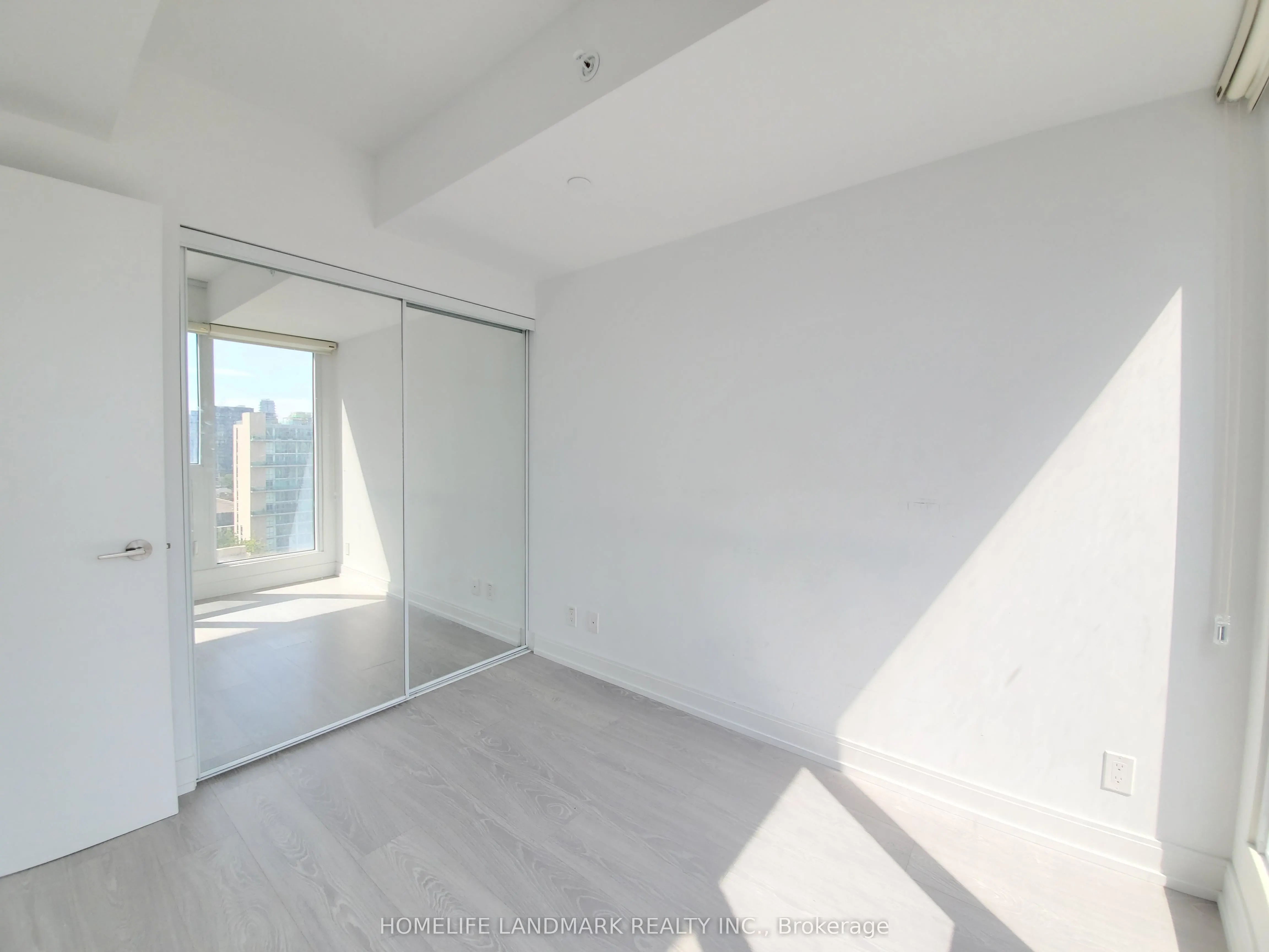 181 Dundas Street E #1110