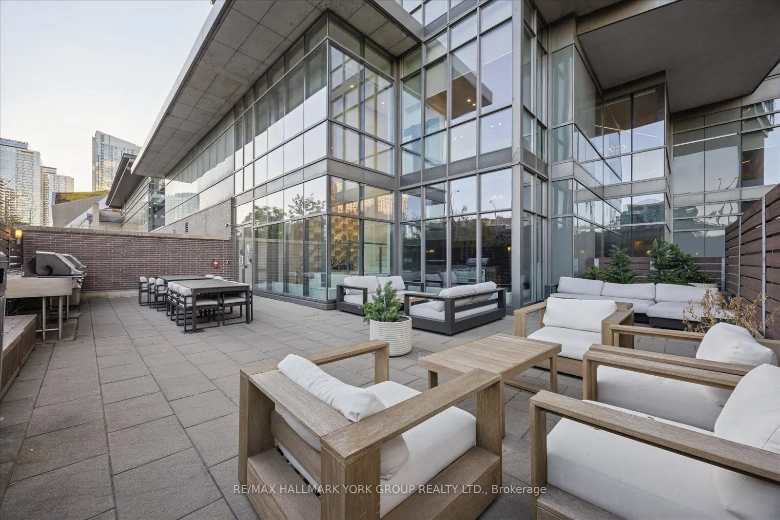 11 Brunel Court #1612