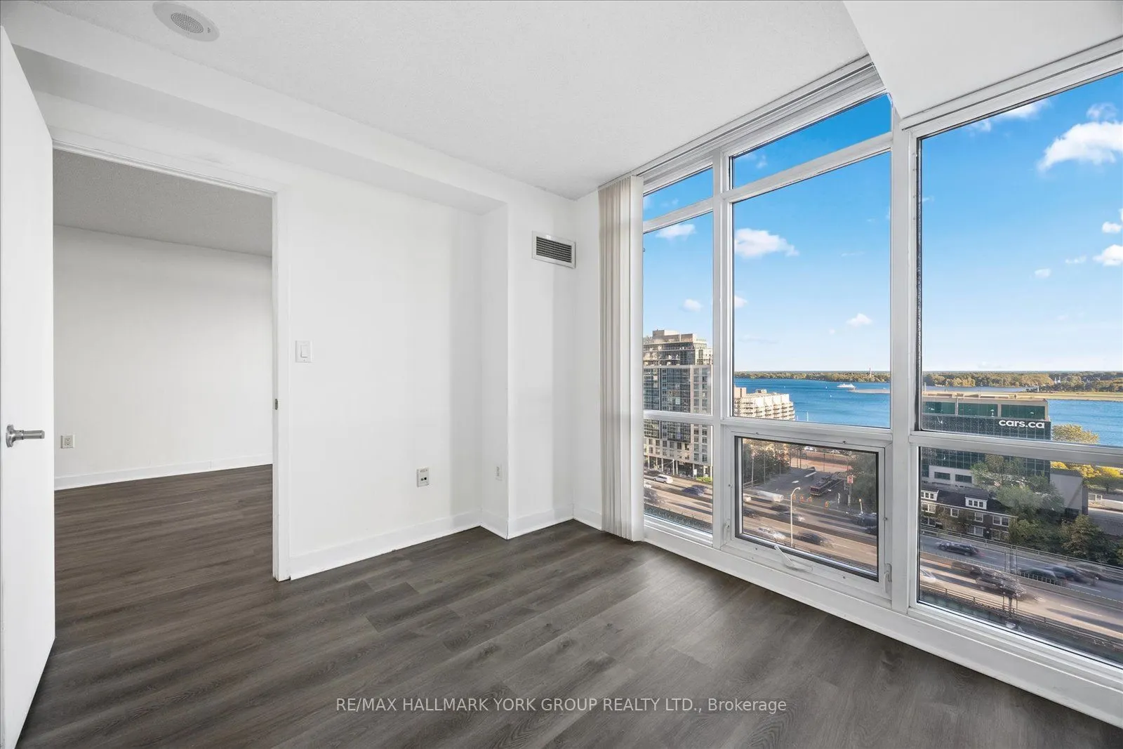 11 Brunel Court #1612