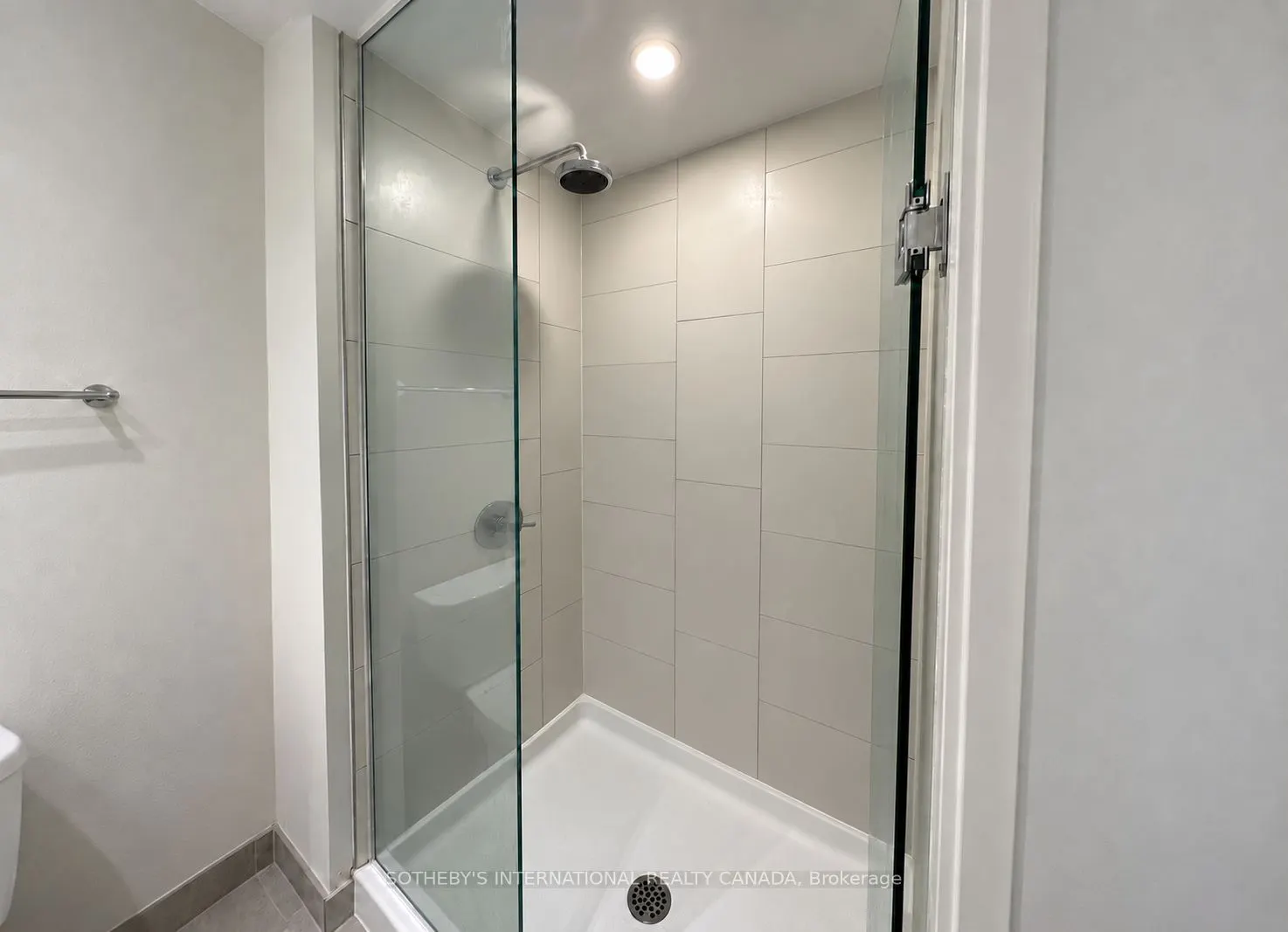20 Richardson Street #816