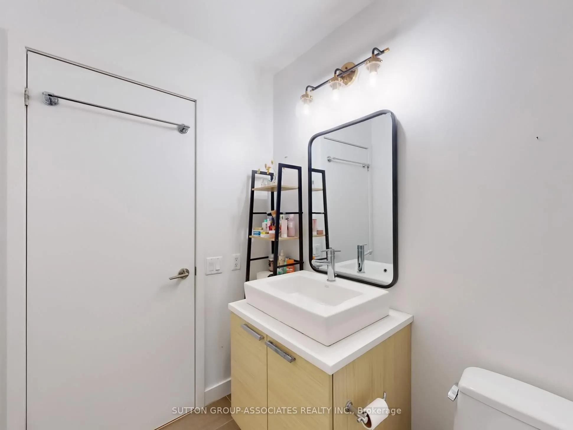138 Princess Street #811