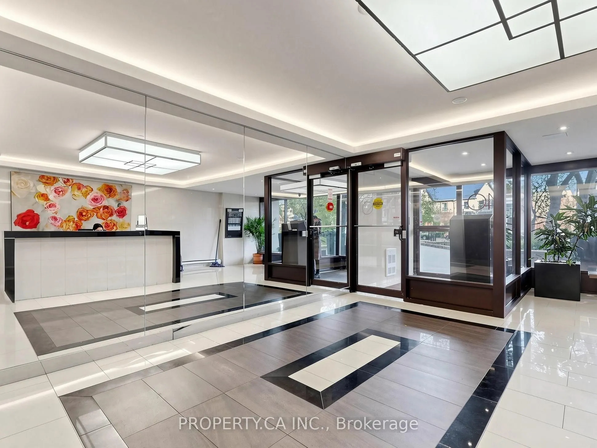 40 Homewood Avenue #316