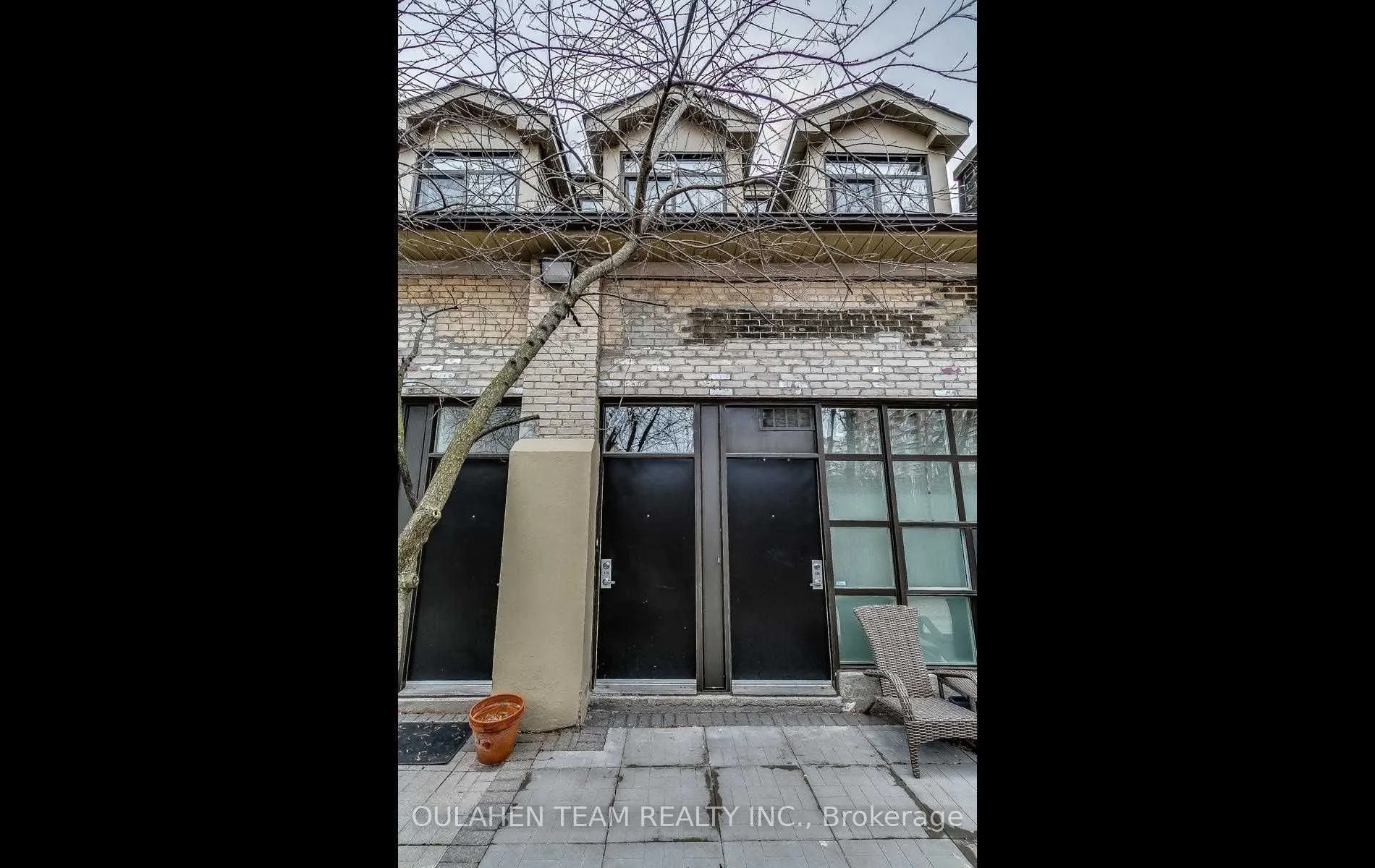 284 St Helens Avenue #129