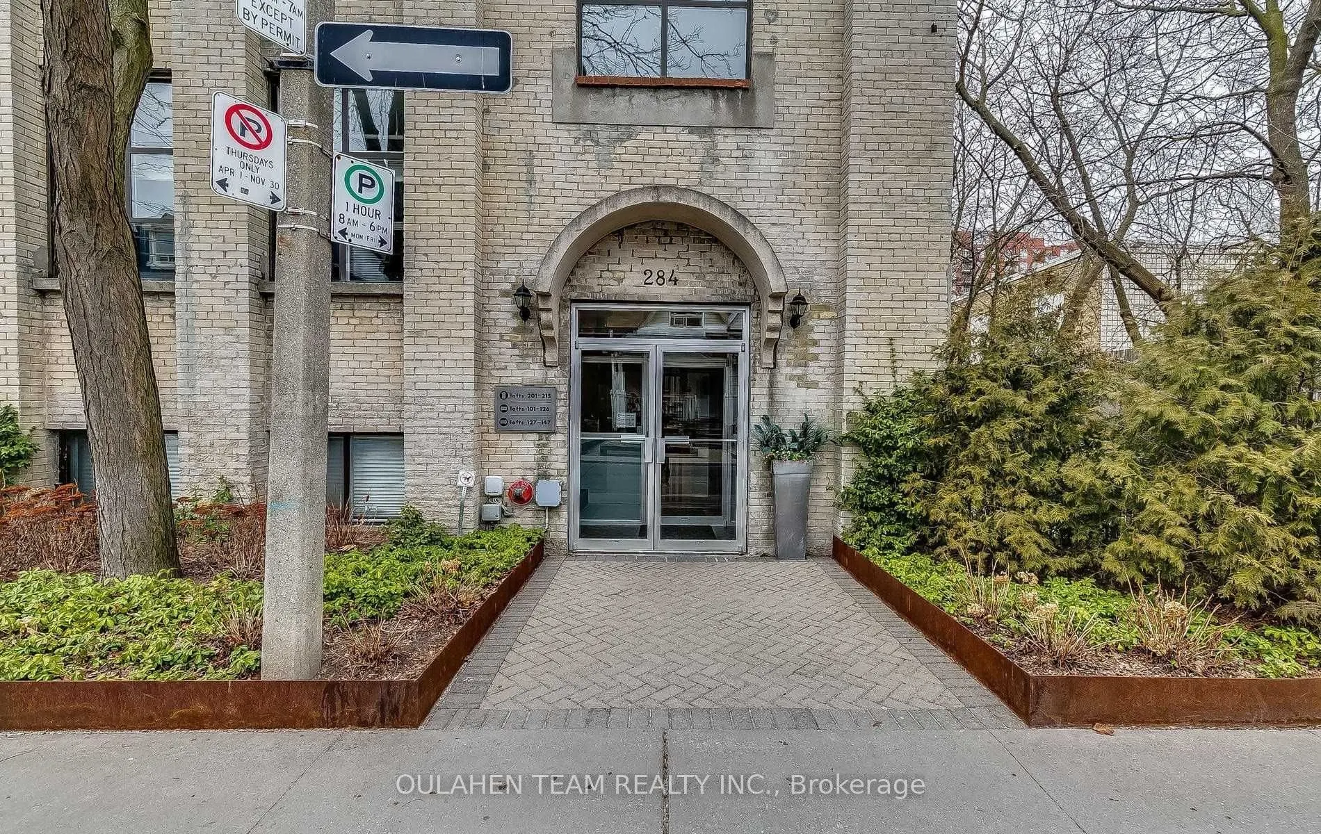 284 St Helens Avenue #129
