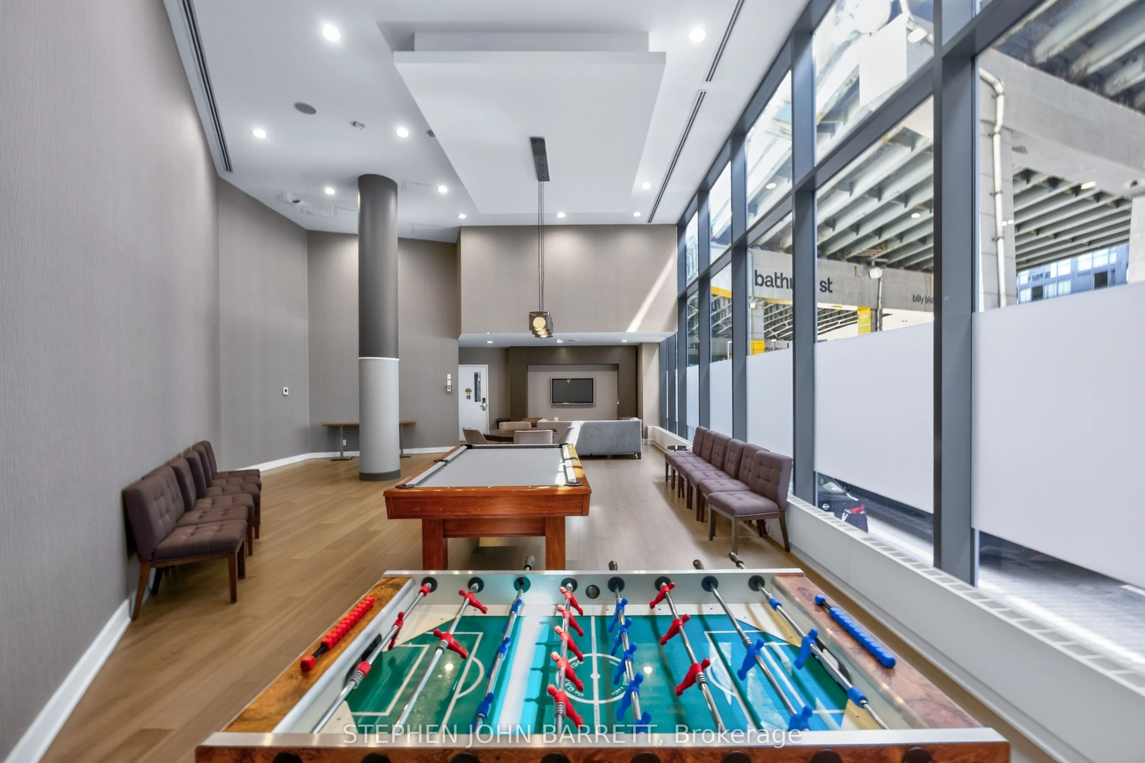 169 Fort York Boulevard #206