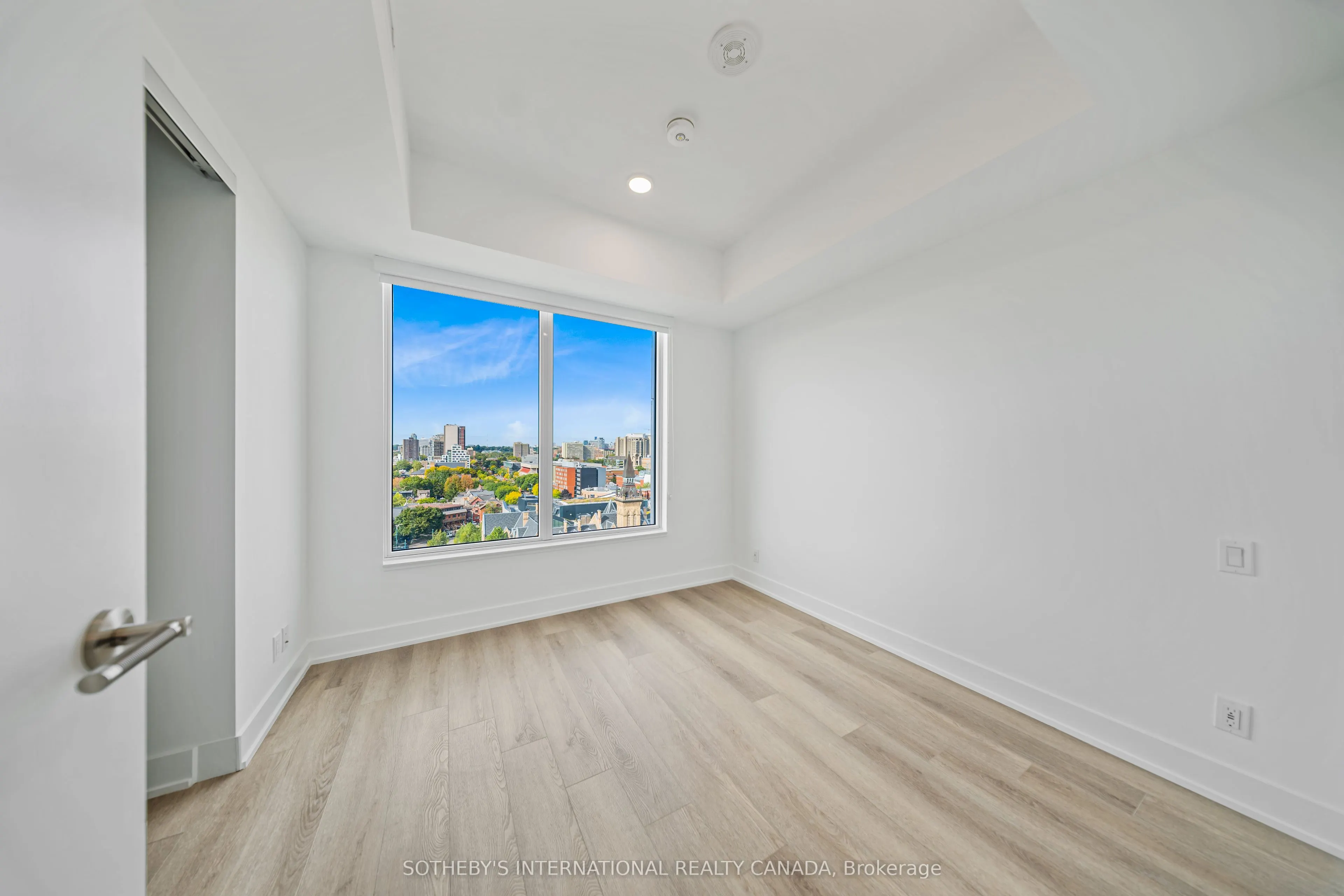 484 Spadina Avenue #705