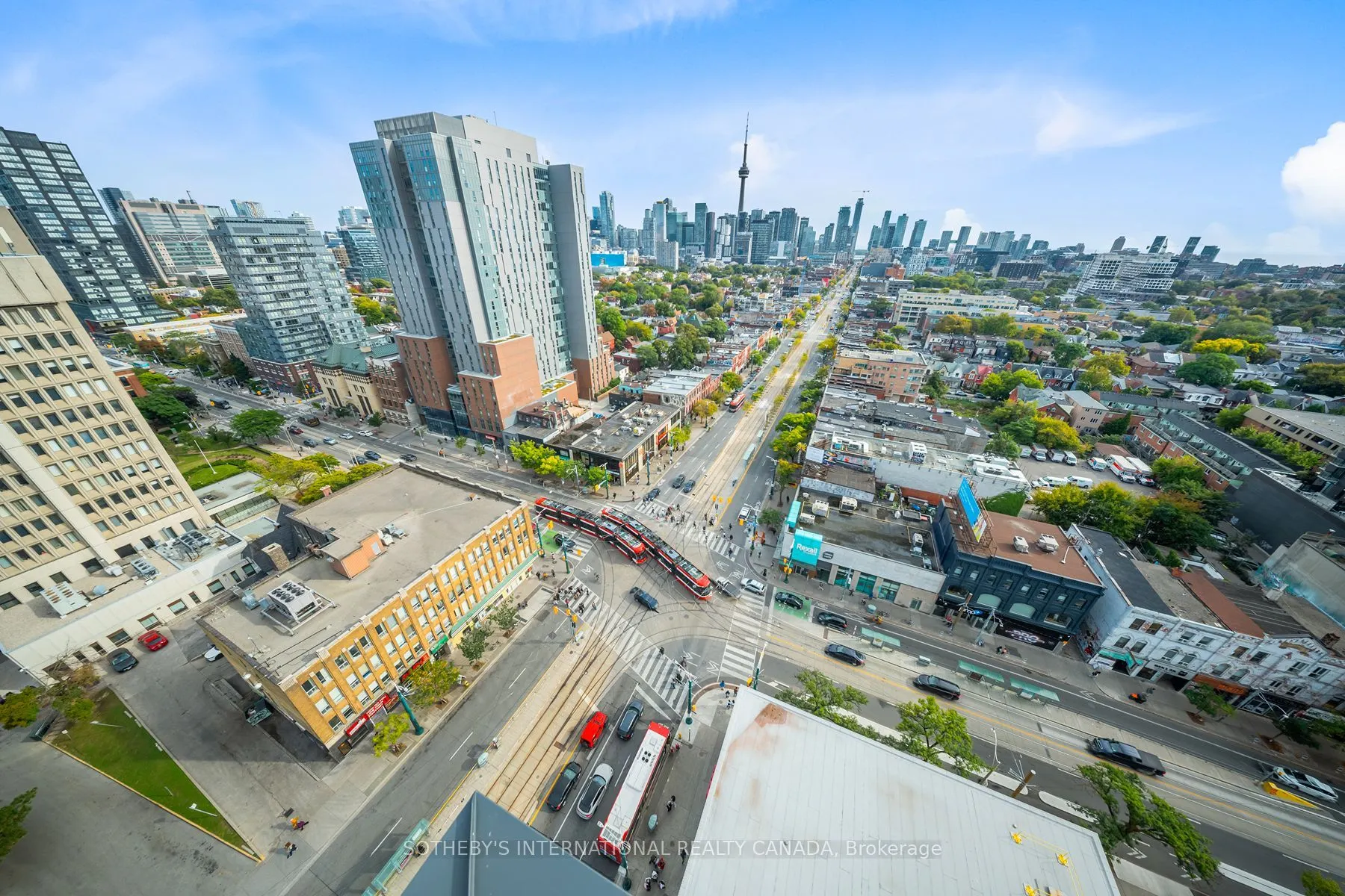 484 Spadina Avenue #705