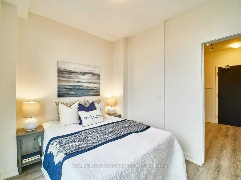 200 Sackville Street #1103
