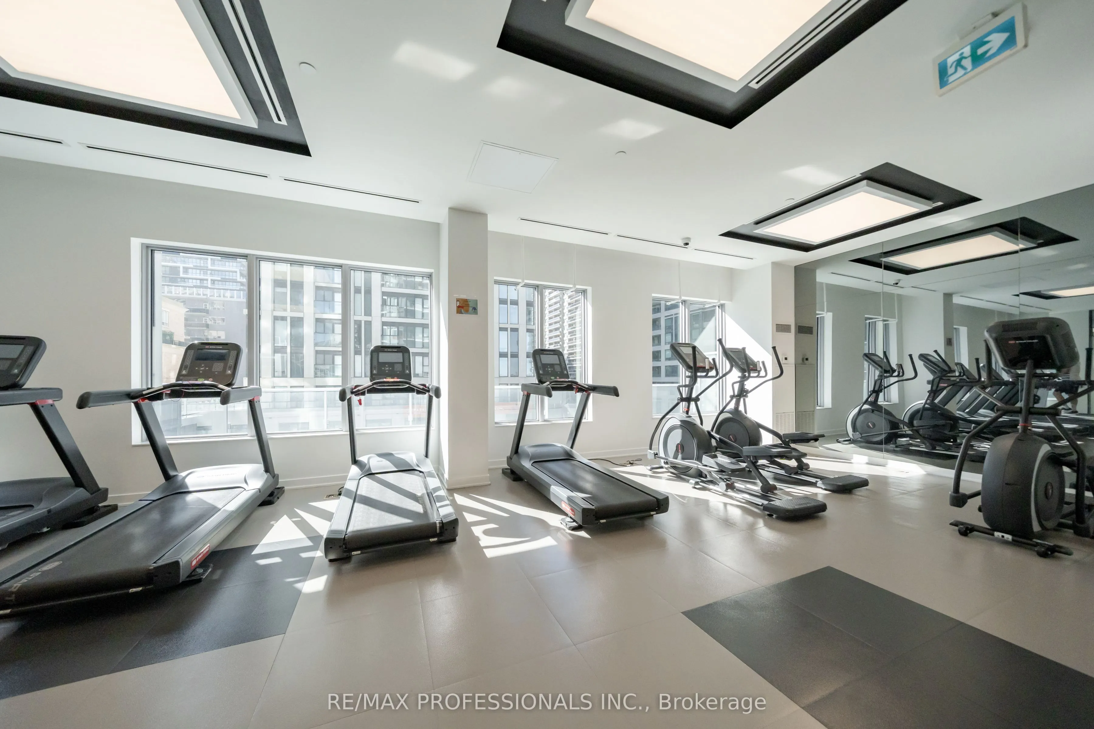 99 Broadway Avenue #2103