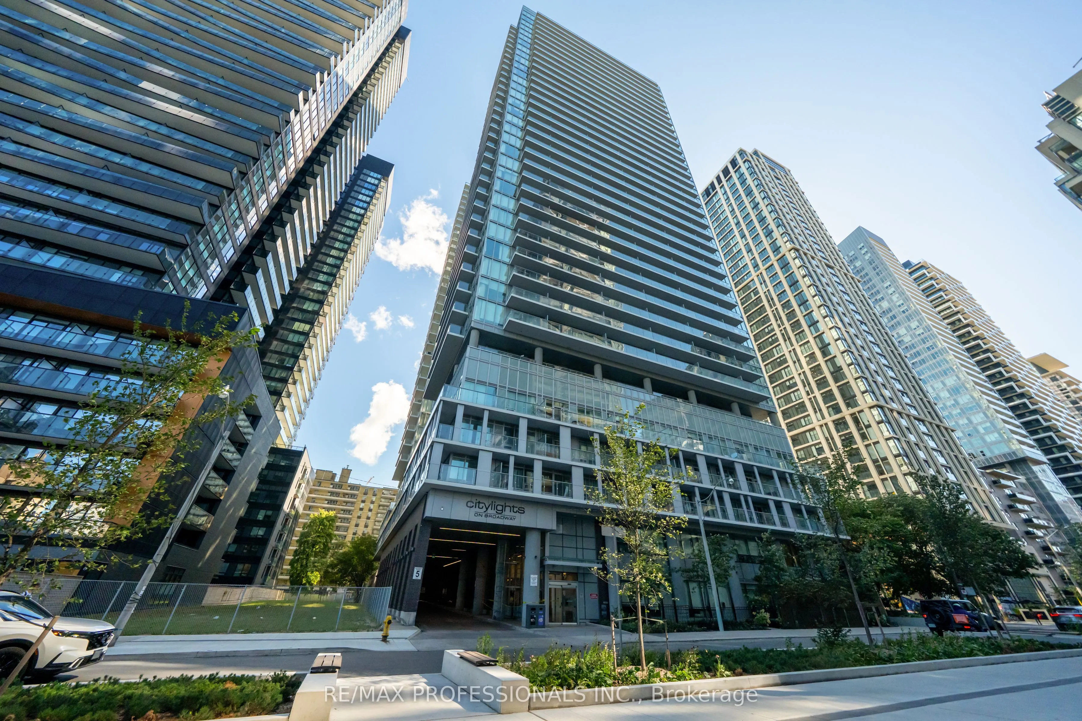 99 Broadway Avenue #2103