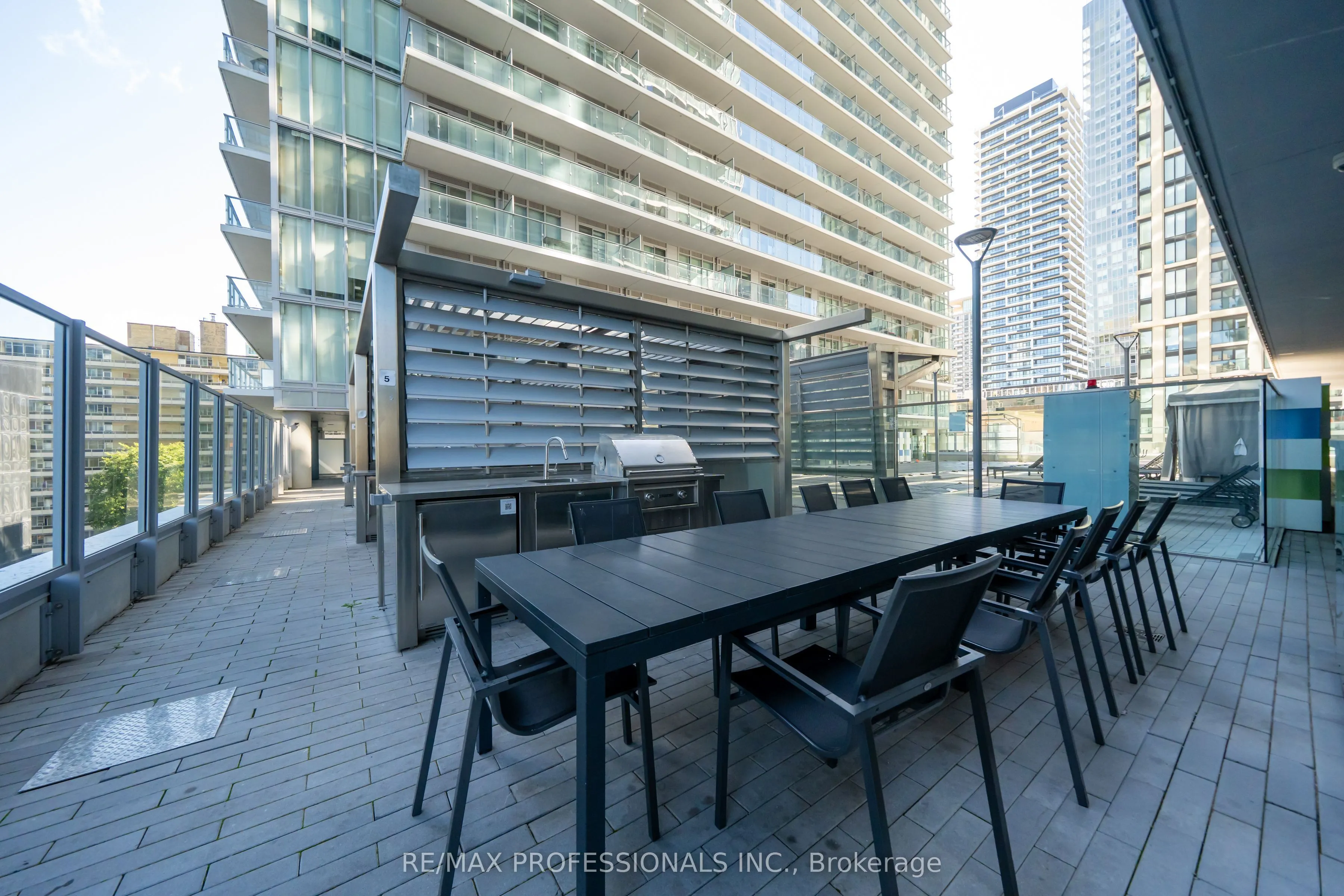 99 Broadway Avenue #2103