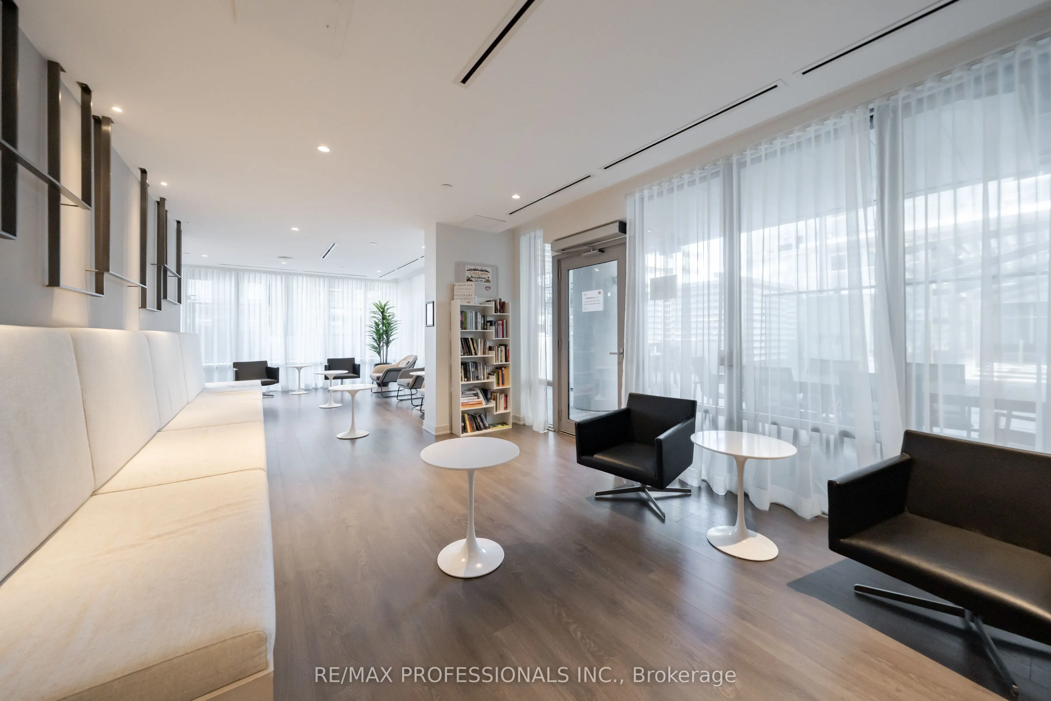 99 Broadway Avenue #2103