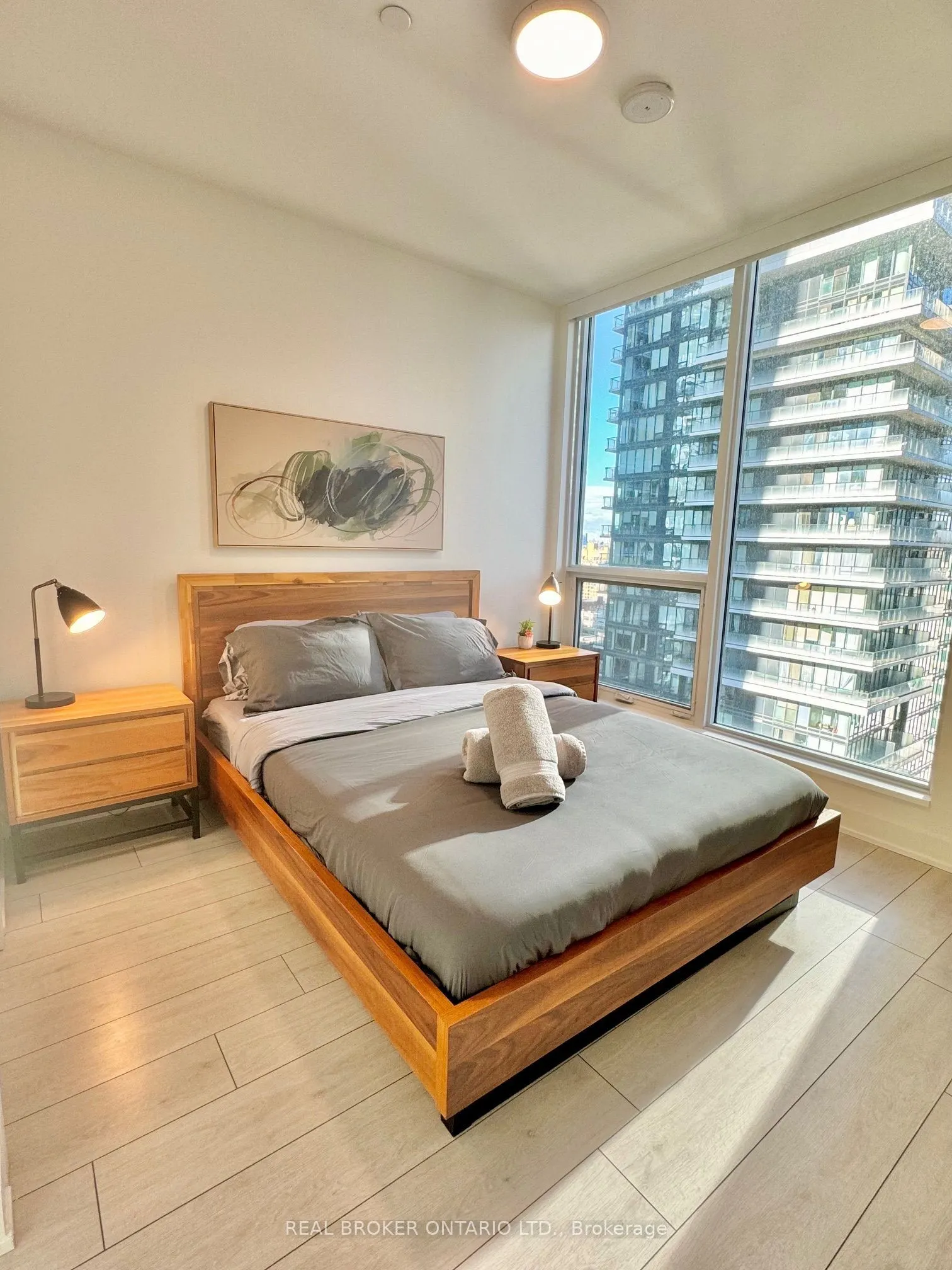 15 Mercer Street #1913
