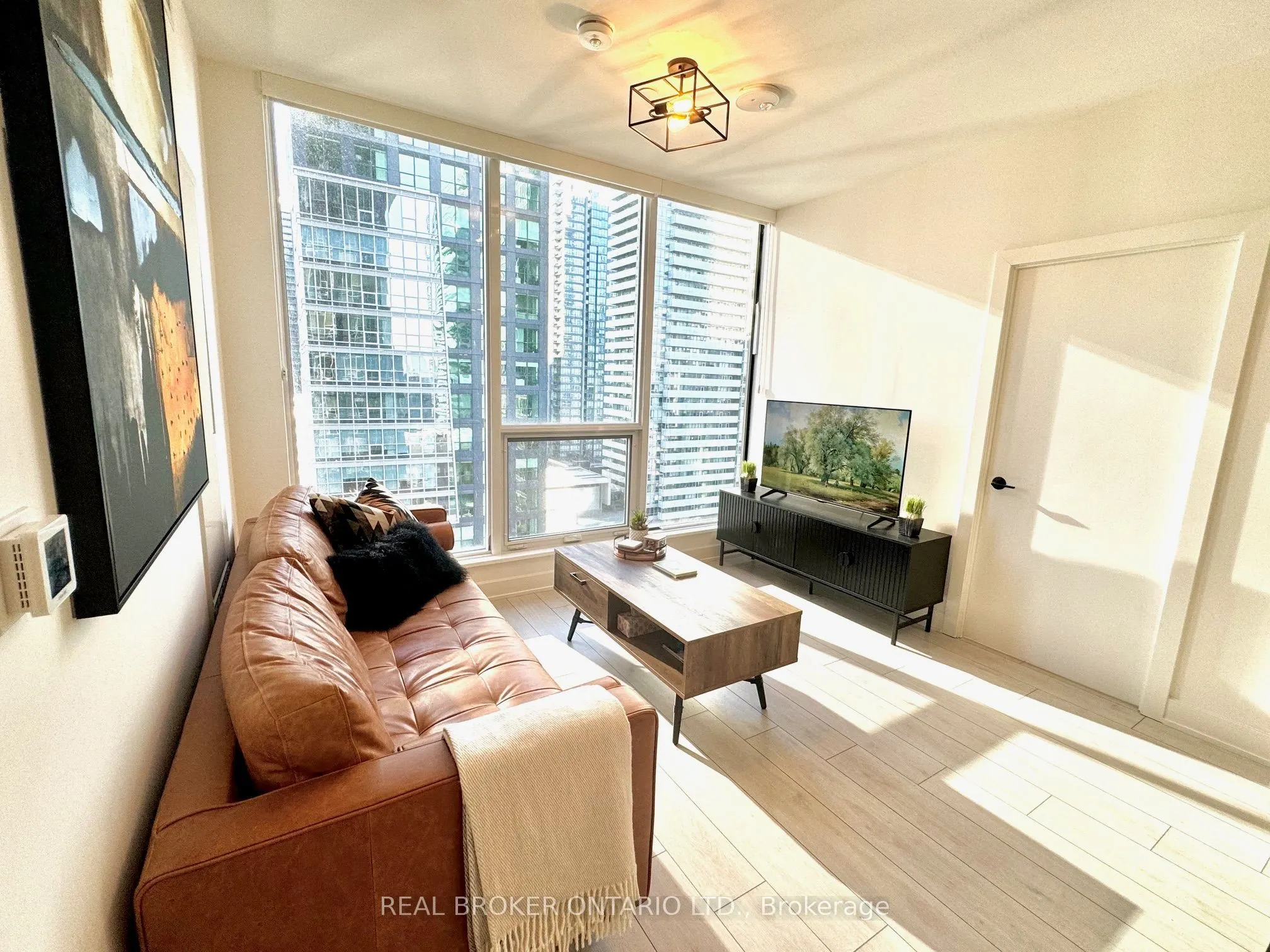 15 Mercer Street #1913