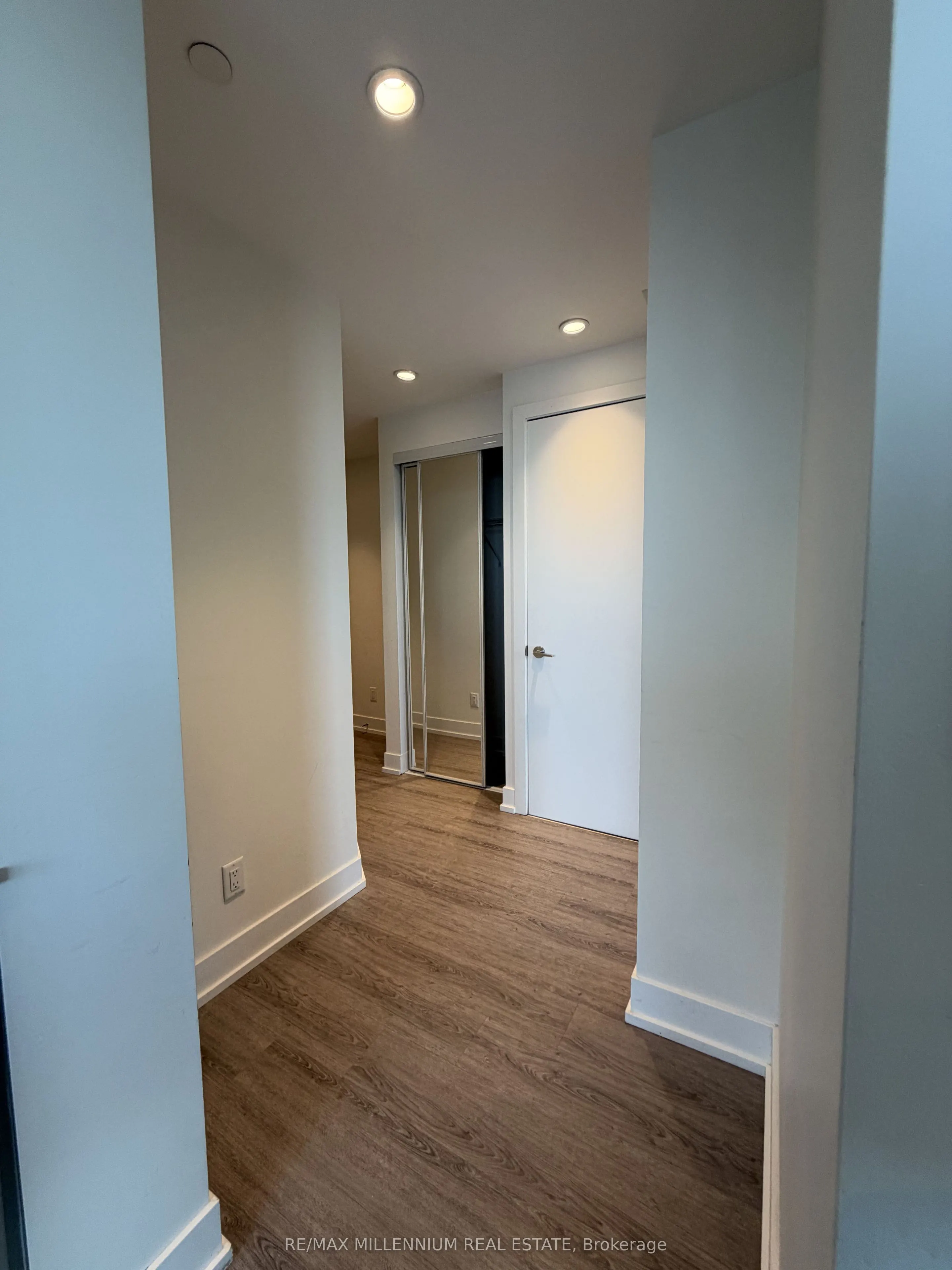 7 Grenville Street #5710