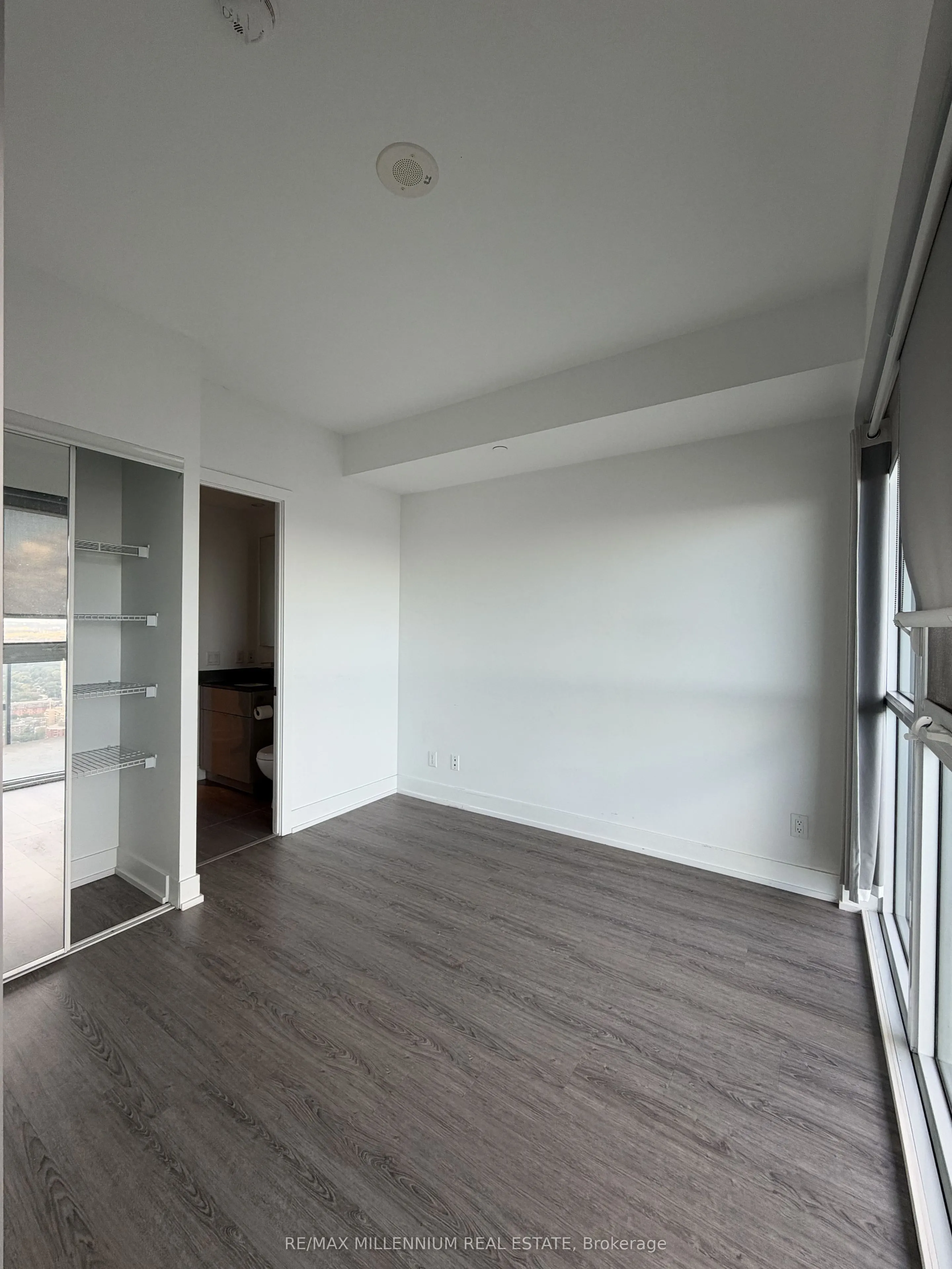 7 Grenville Street #5710