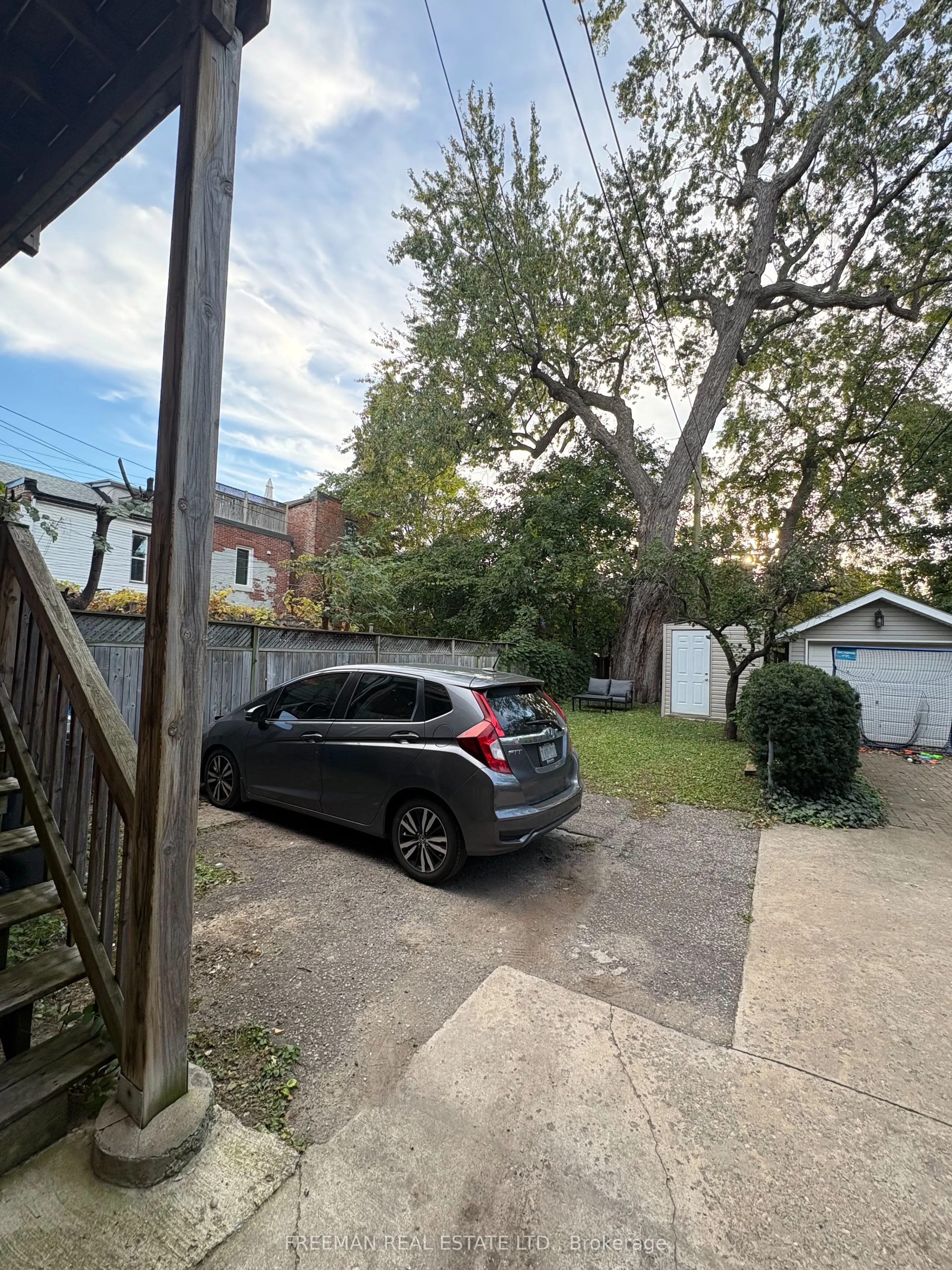 468 Markham Street