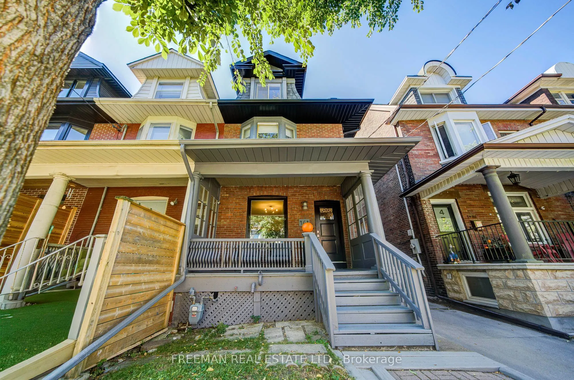 468 Markham Street