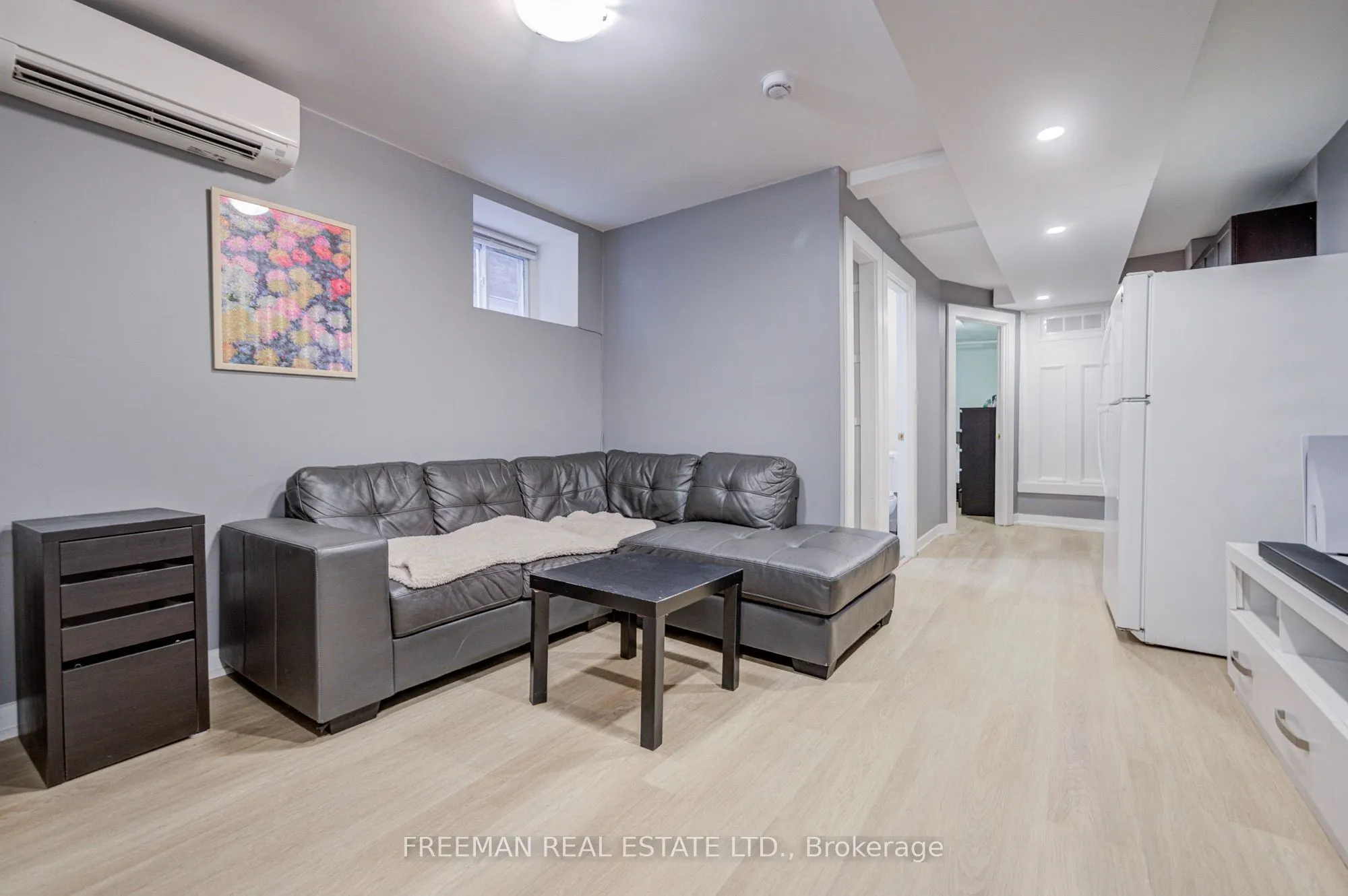 468 Markham Street