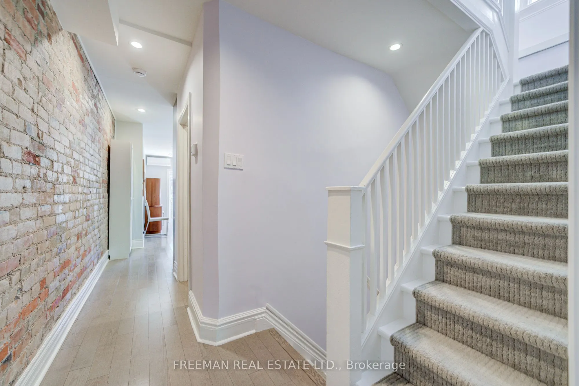468 Markham Street