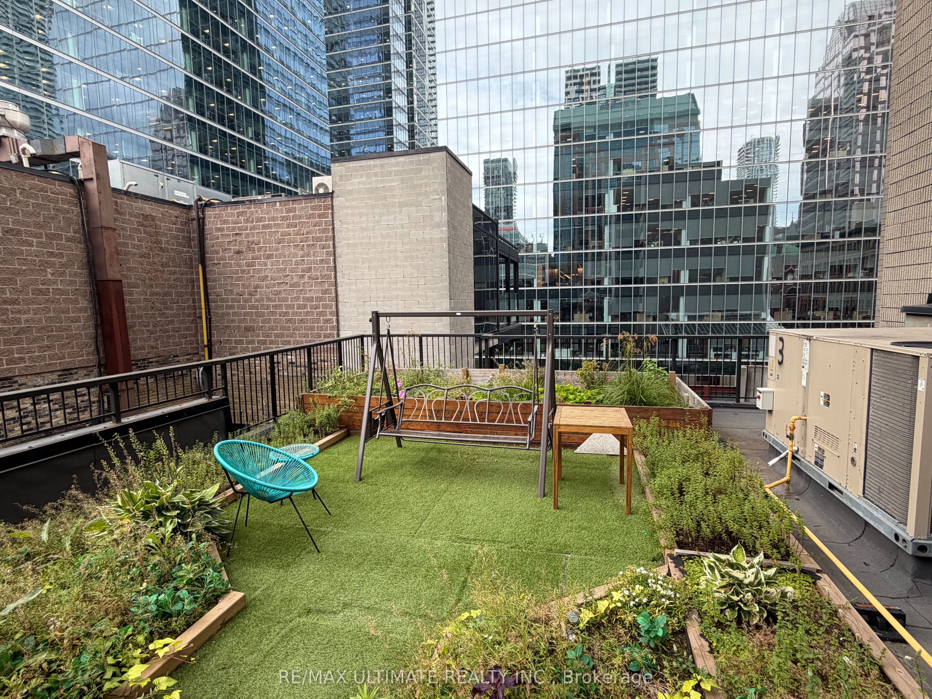 146 Yonge Street