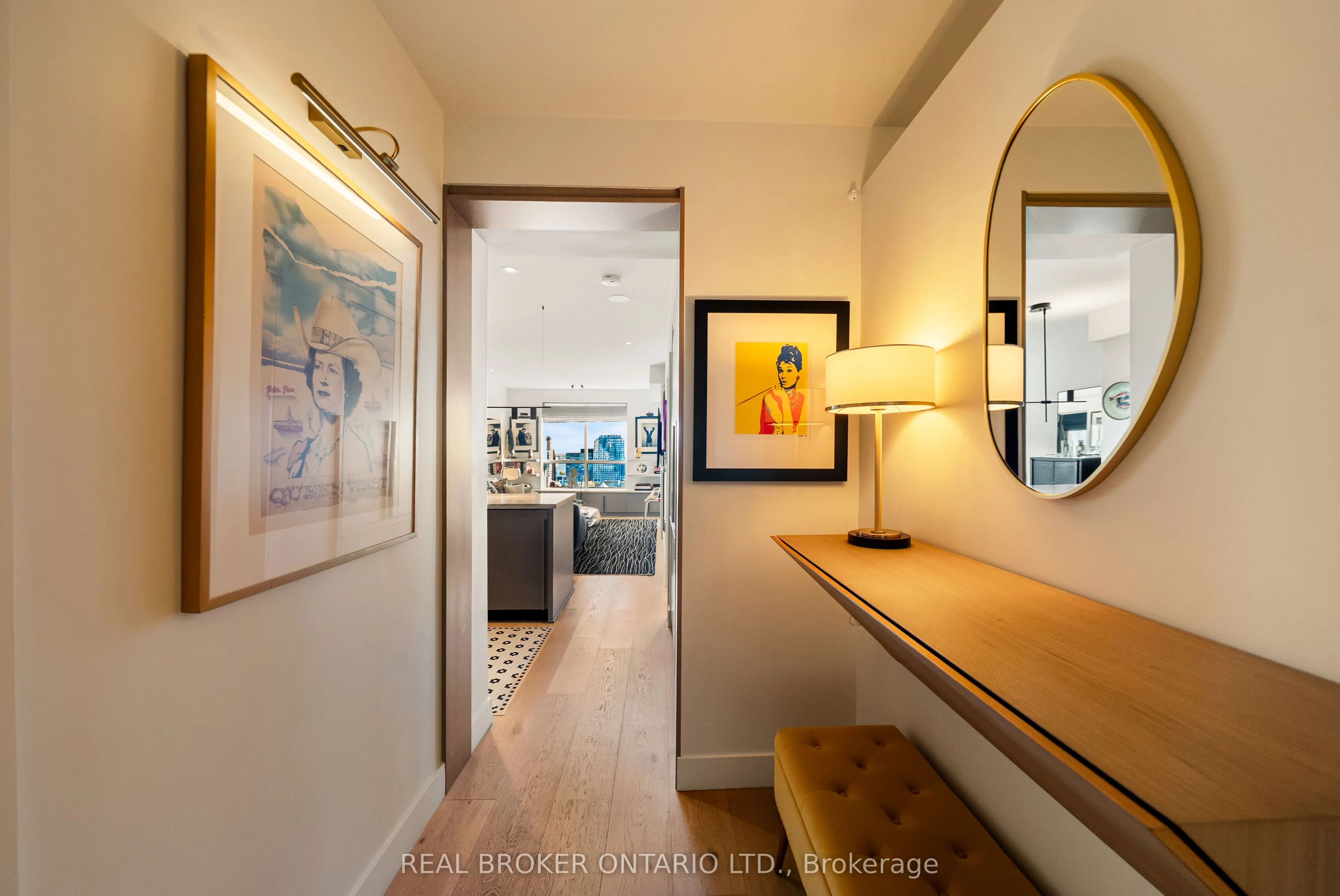 168 King Street E #1604