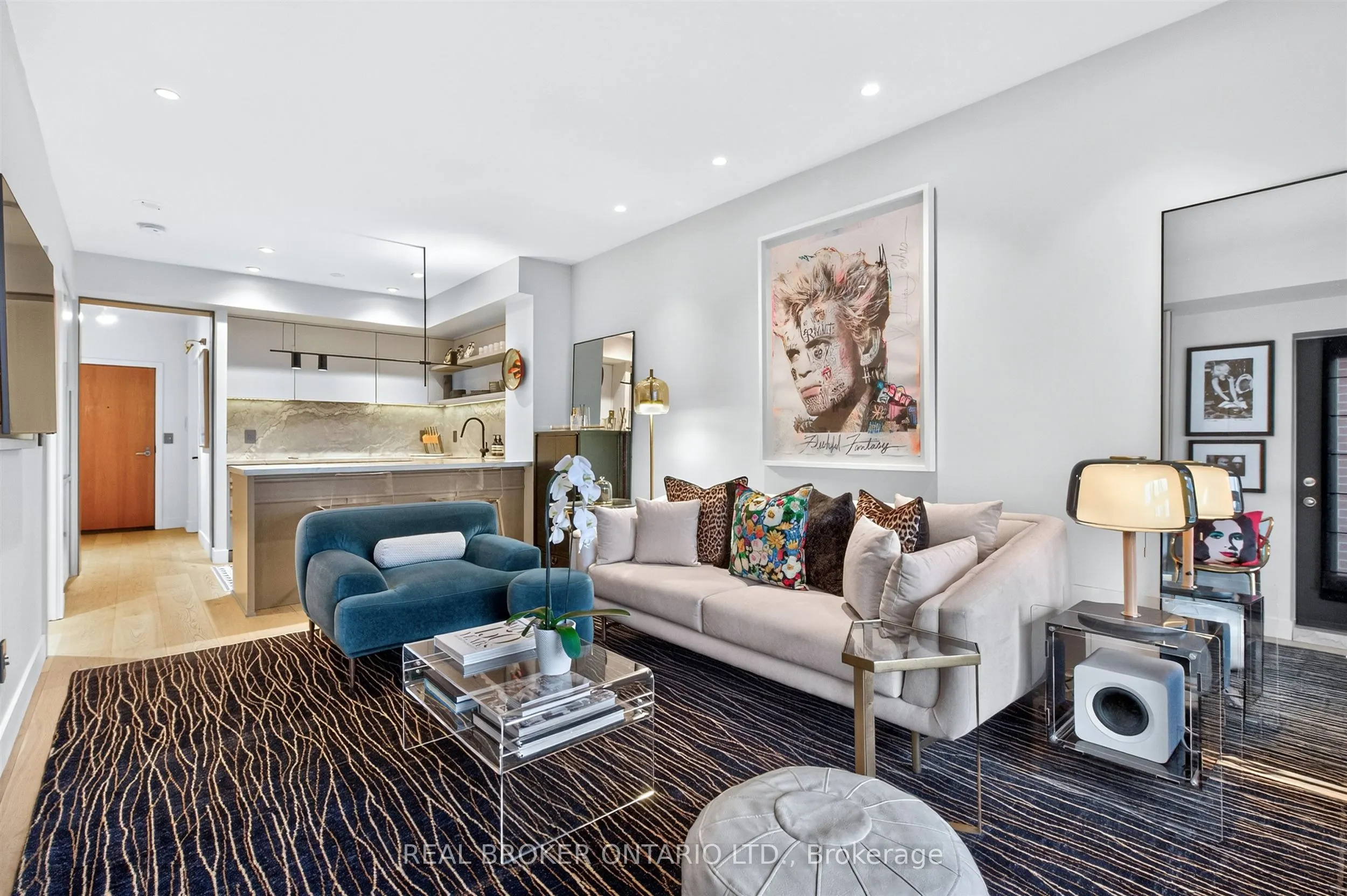 168 King Street E #1604