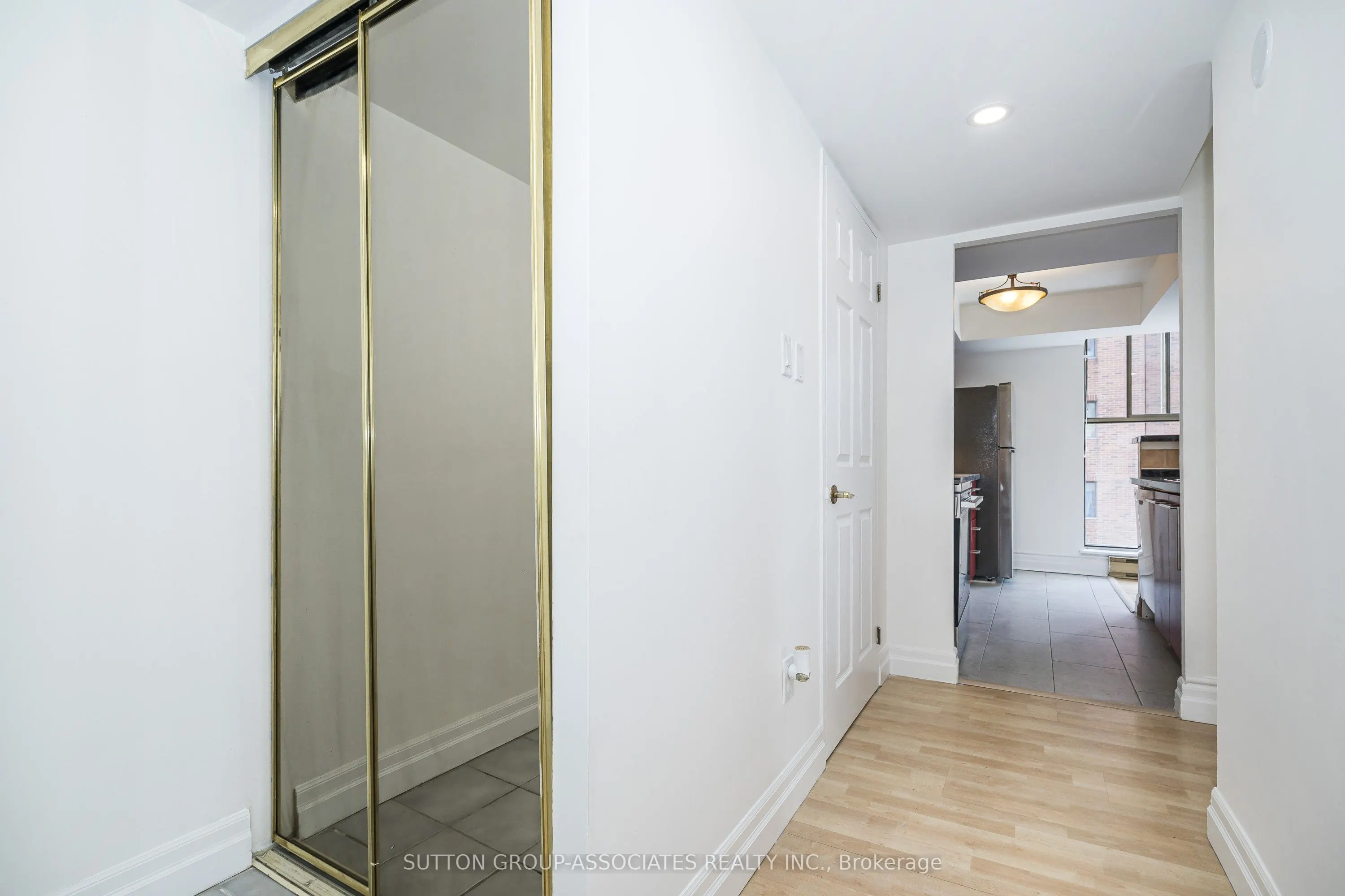 65 Scadding Avenue #501