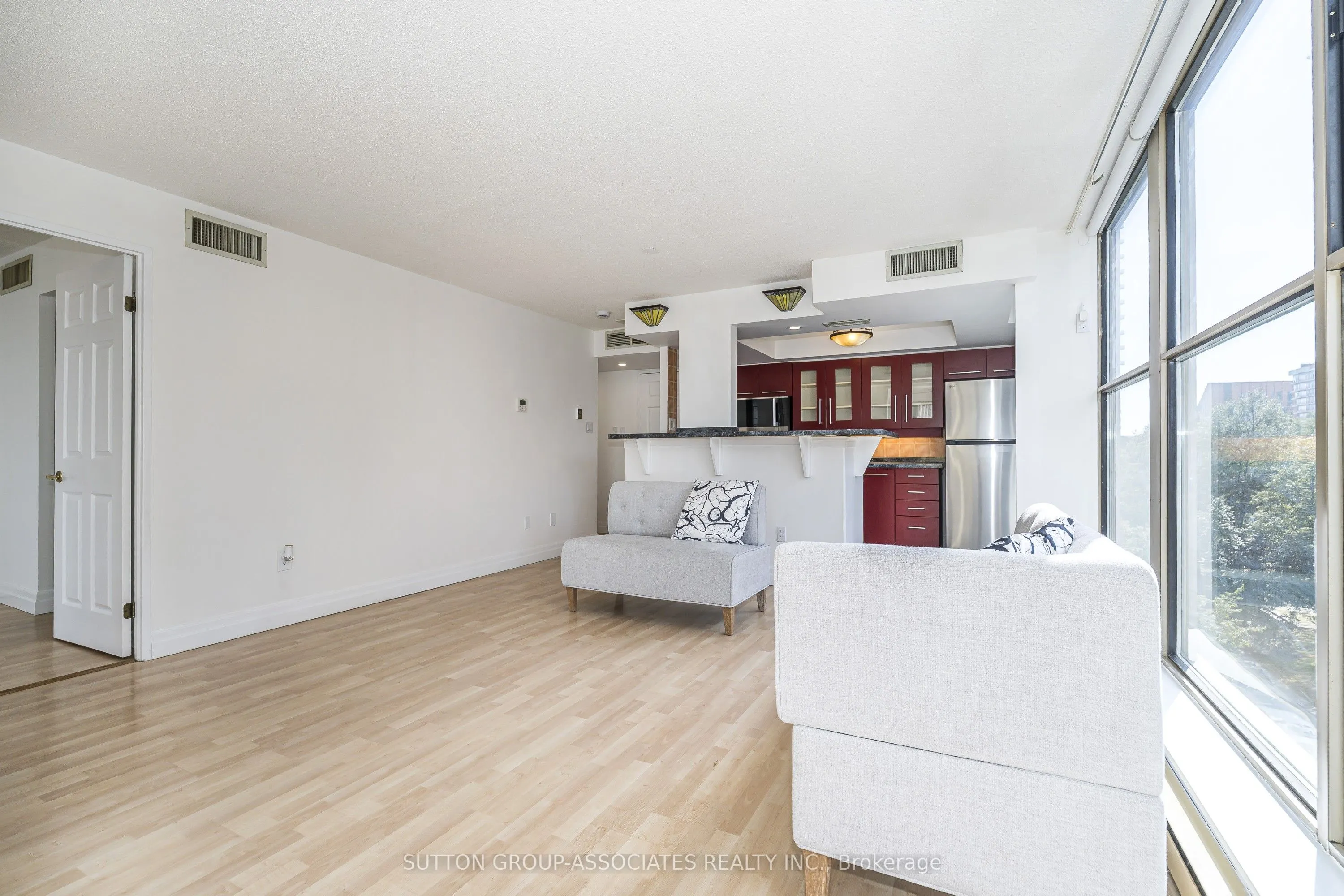 65 Scadding Avenue #501