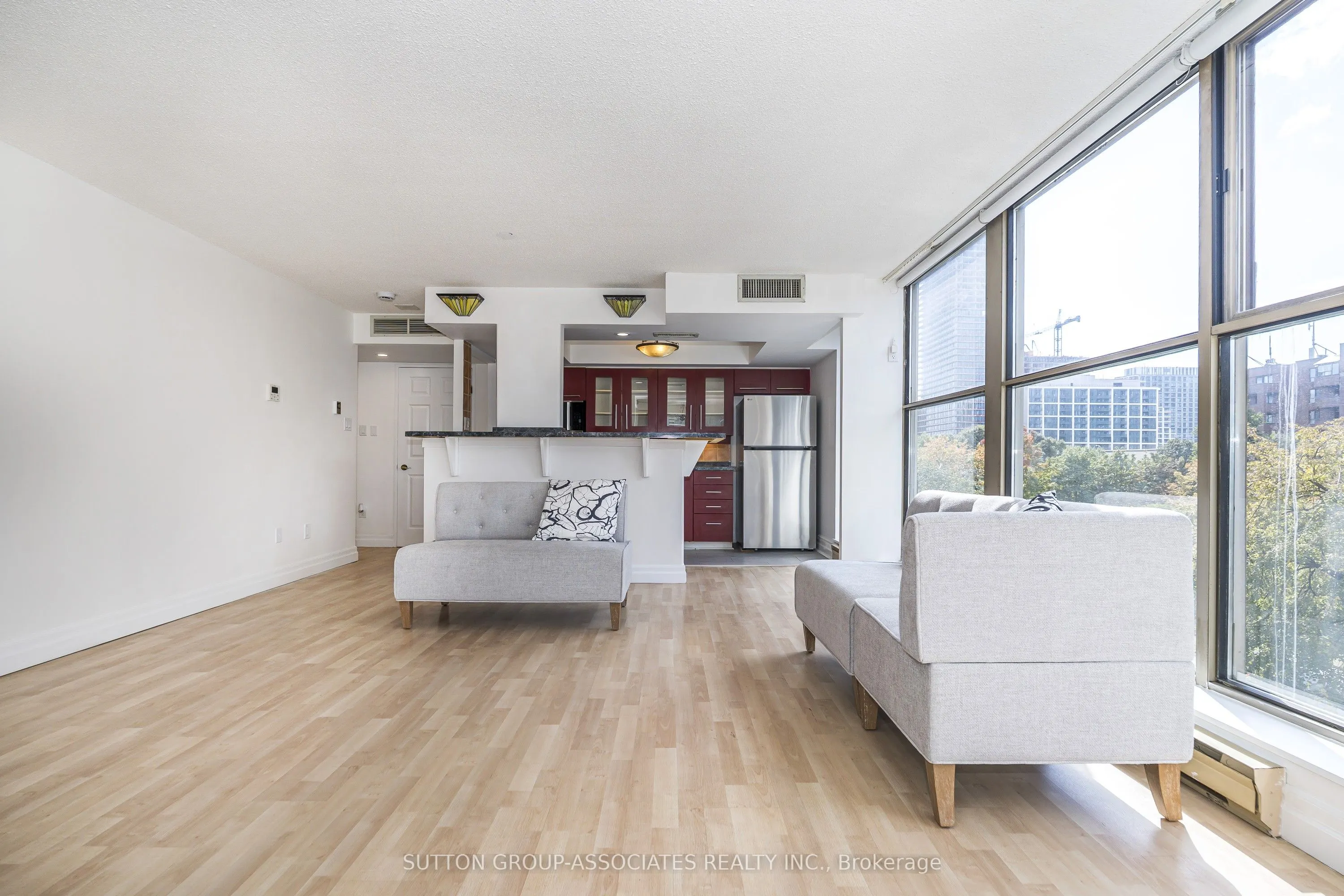 65 Scadding Avenue #501