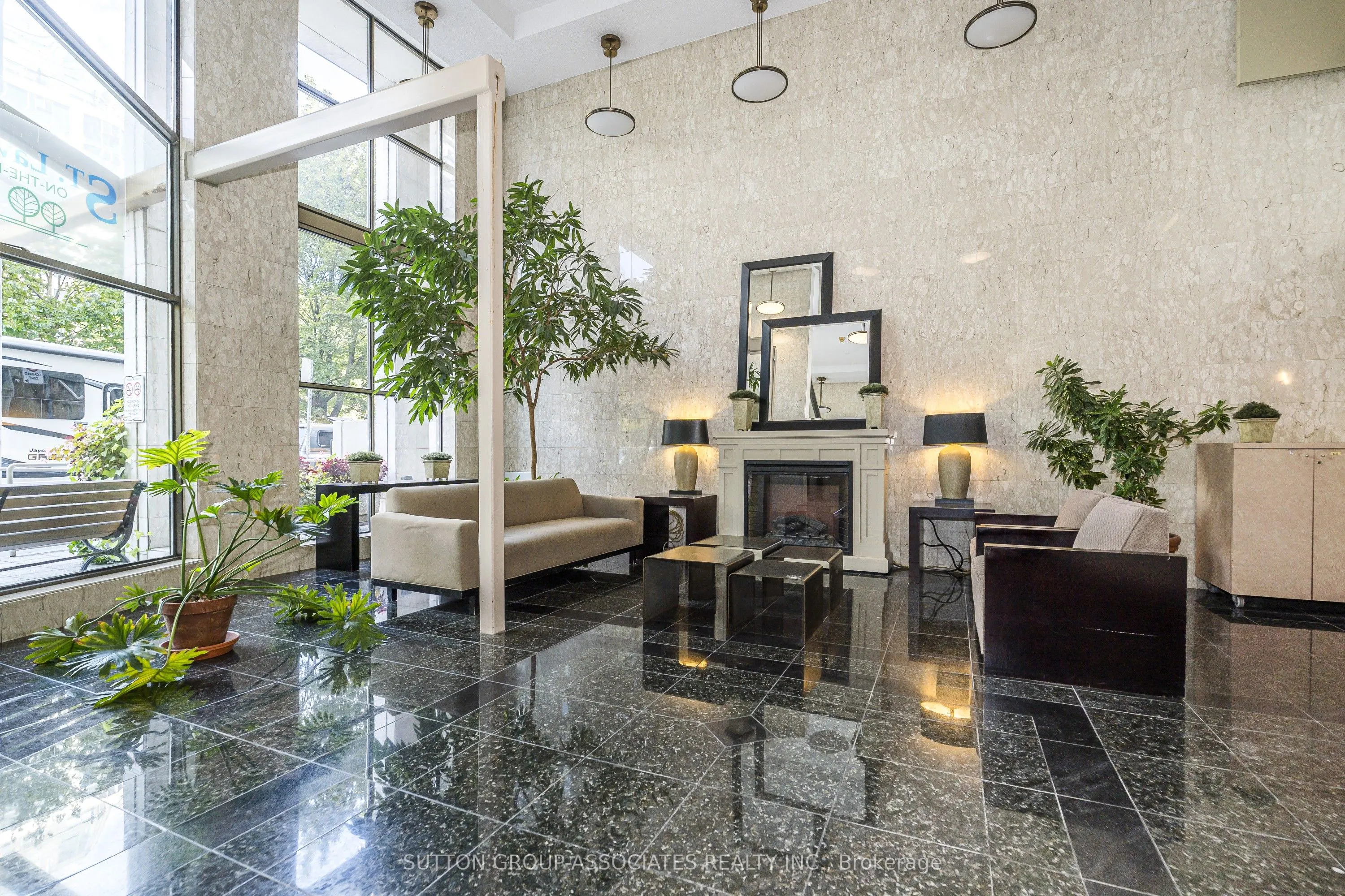 65 Scadding Avenue #501
