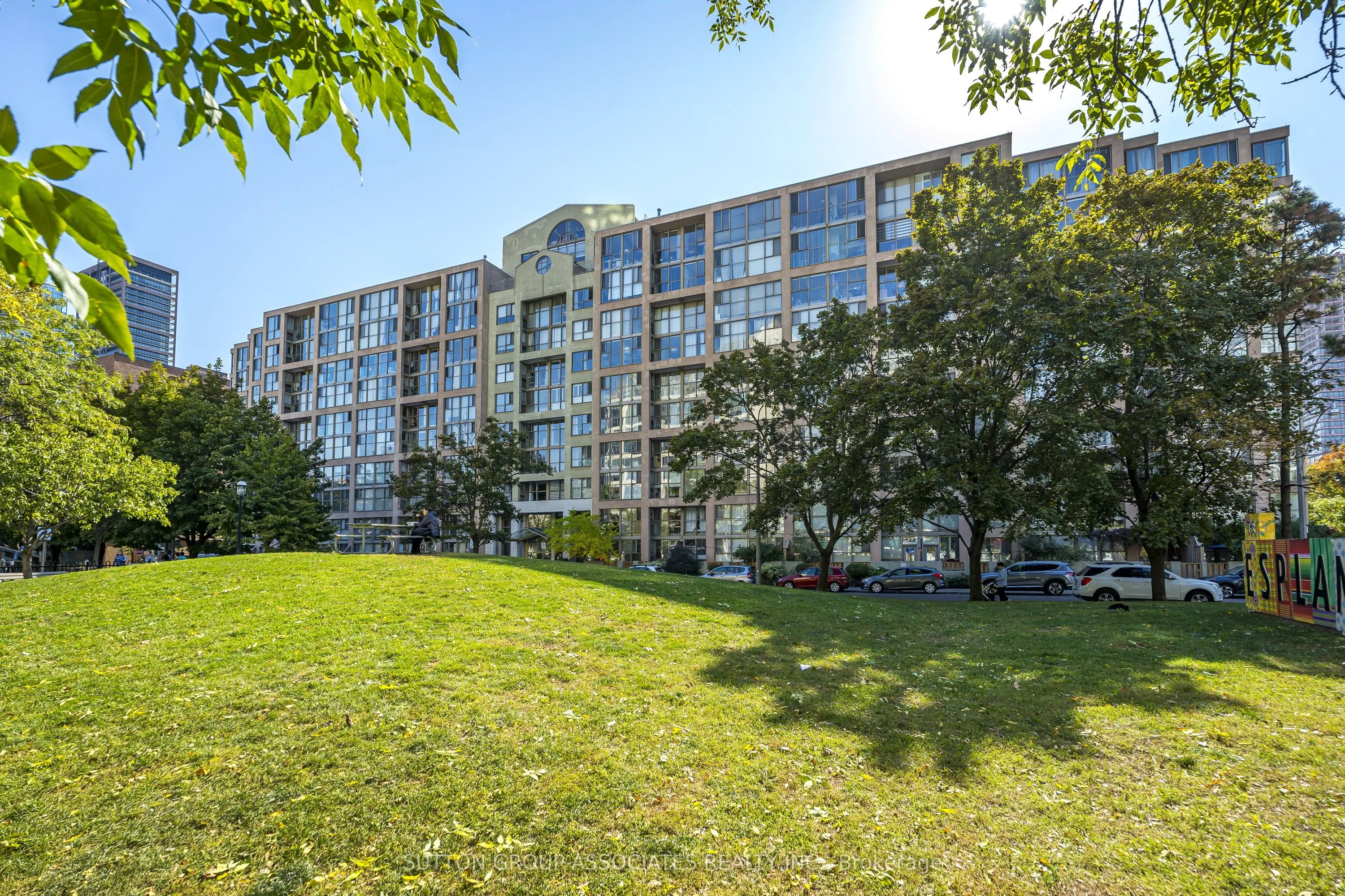 65 Scadding Avenue #501